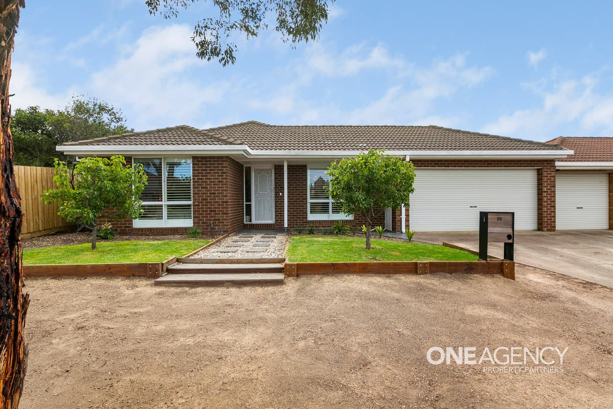 25 Truganina Avenue, Seabrook, Seabrook - Thumbnail 2