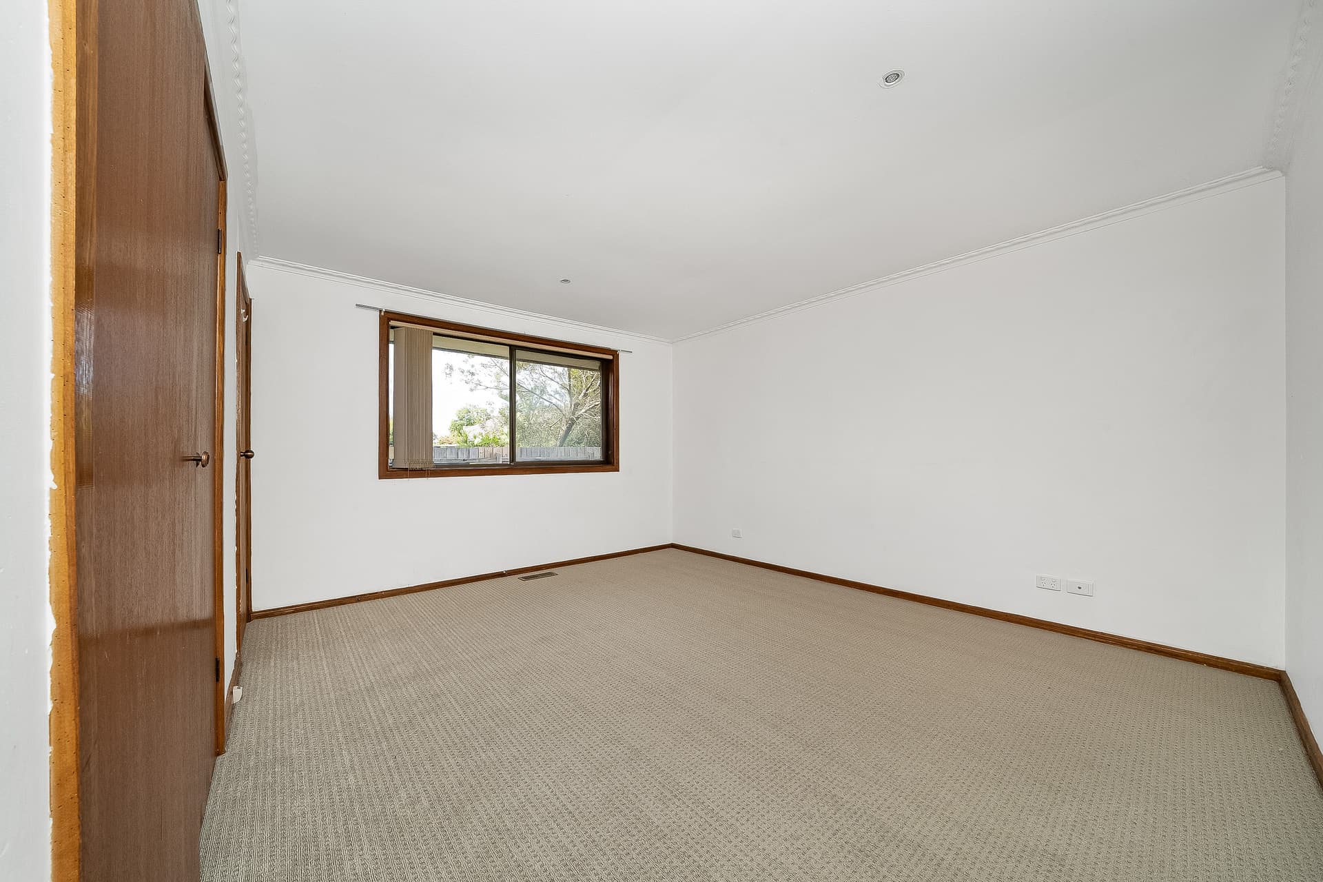 15B Ambrie Crescent, Noble Park, Noble Park - Thumbnail 6