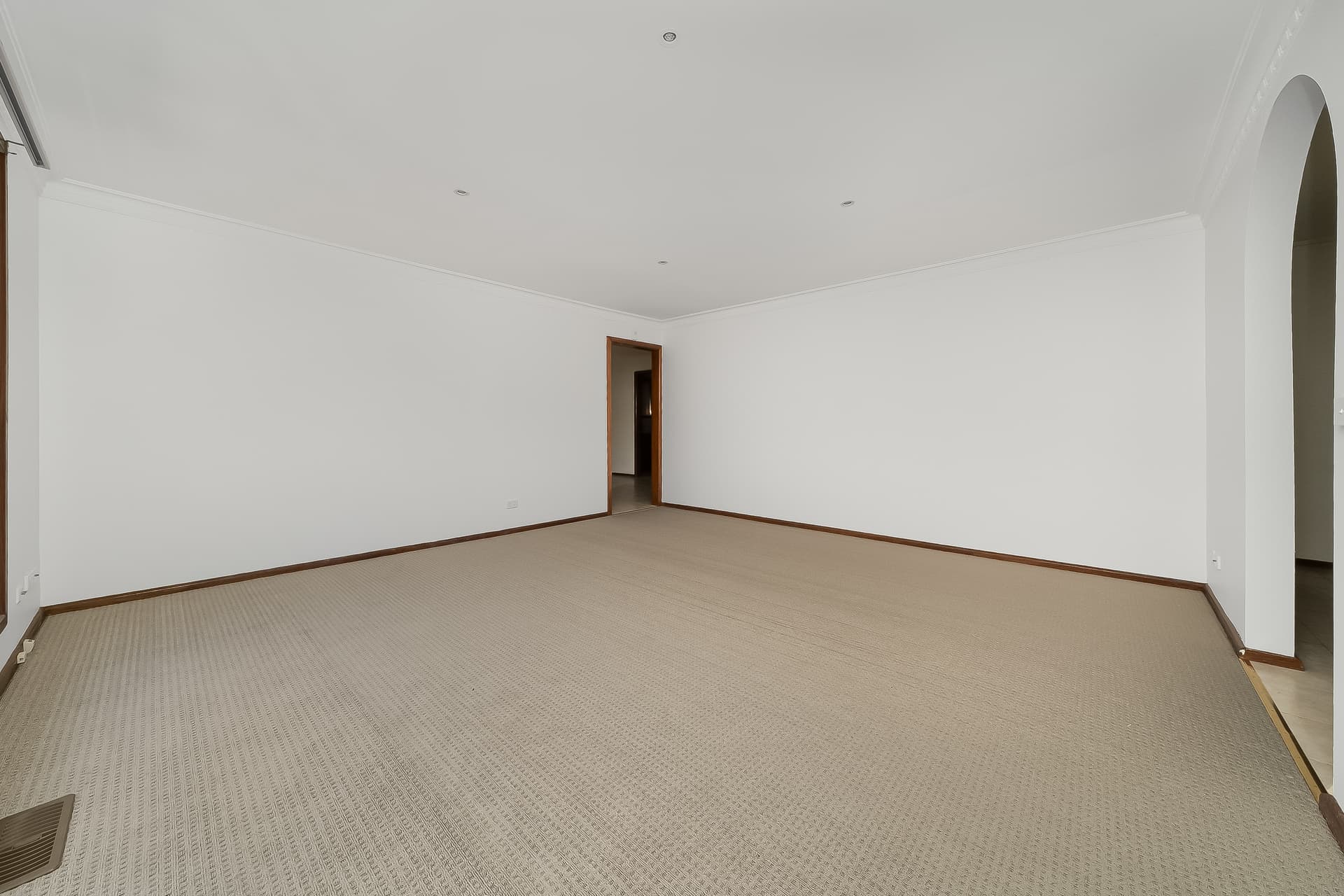 15B Ambrie Crescent, Noble Park, Noble Park - Thumbnail 2