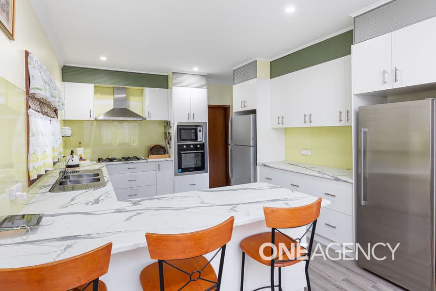 1 AMSTERDAM Crescent, Tolland, Tolland - Thumbnail 4