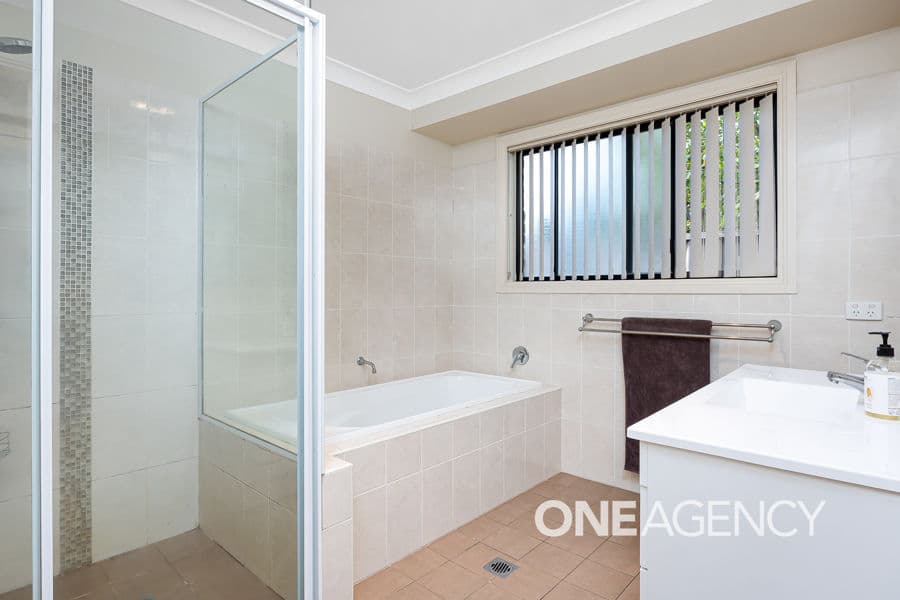 2/6 YOOGALI Street, Glenfield Park, Glenfield Park - Thumbnail 6