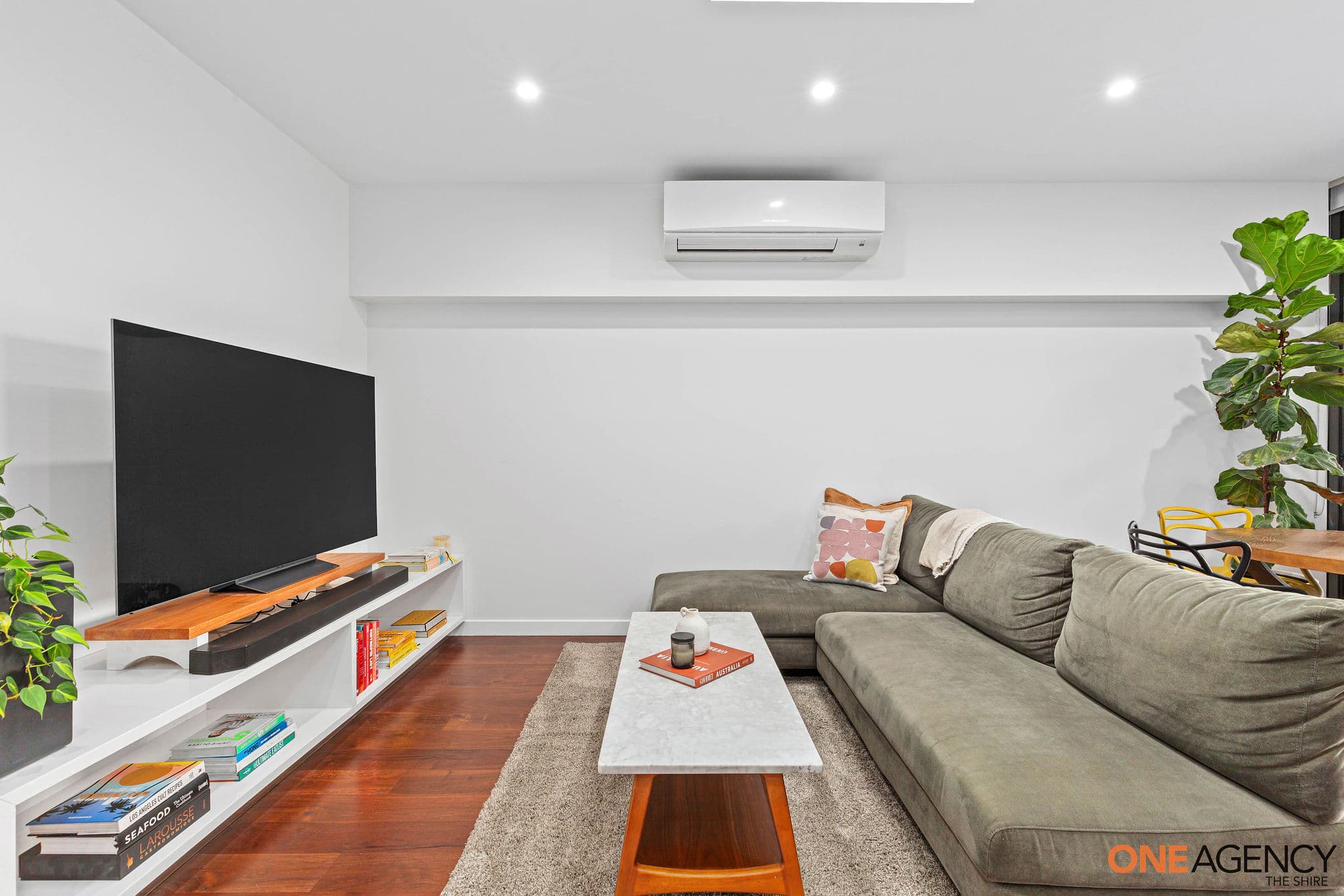 502/850 Bourke Street, Waterloo, Waterloo - Thumbnail 2