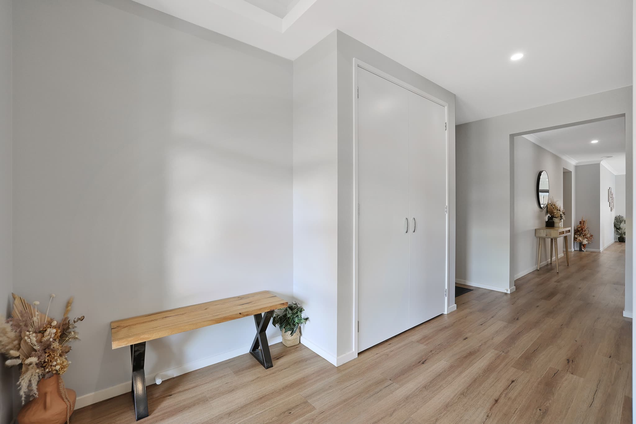 19 Streeton Drive, Warragul, Warragul - Thumbnail 6