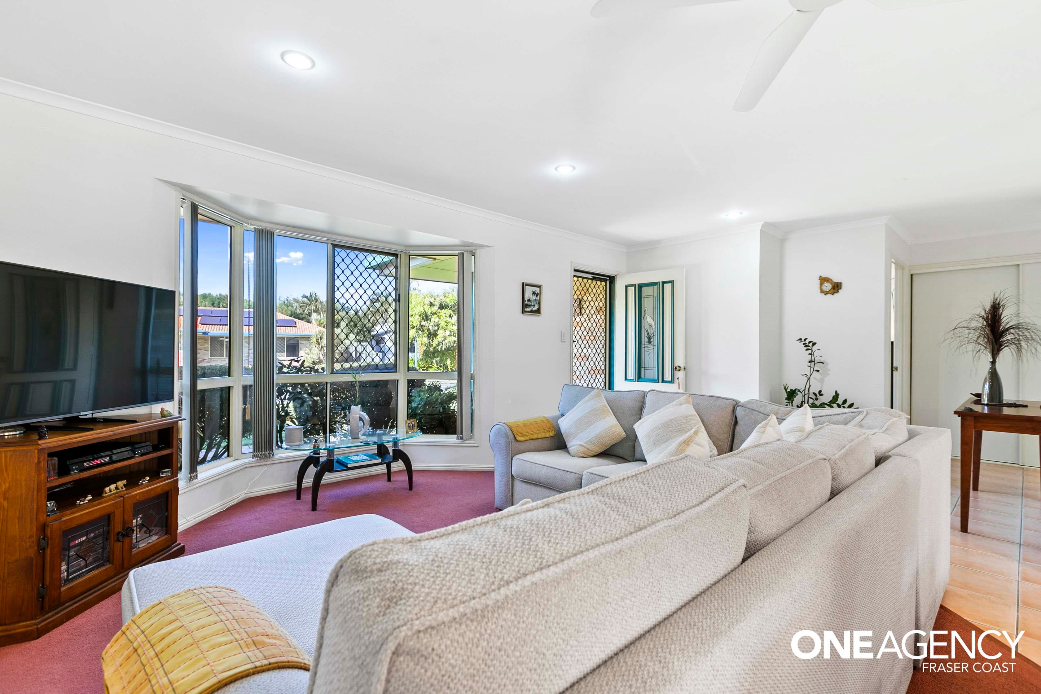 11 Aqualine Drive, Point Vernon, Point Vernon - Thumbnail 2