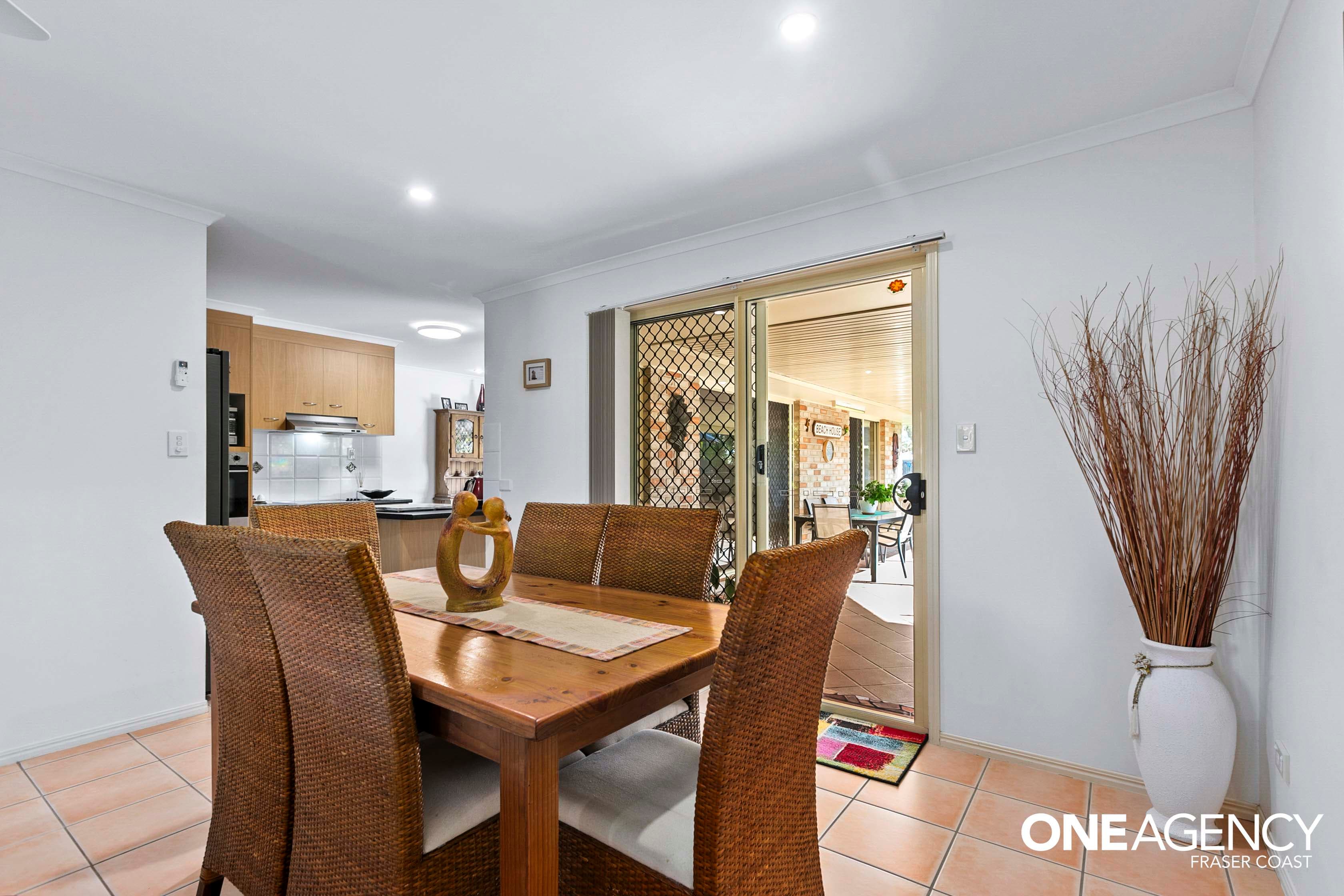 11 Aqualine Drive, Point Vernon, Point Vernon - Thumbnail 7