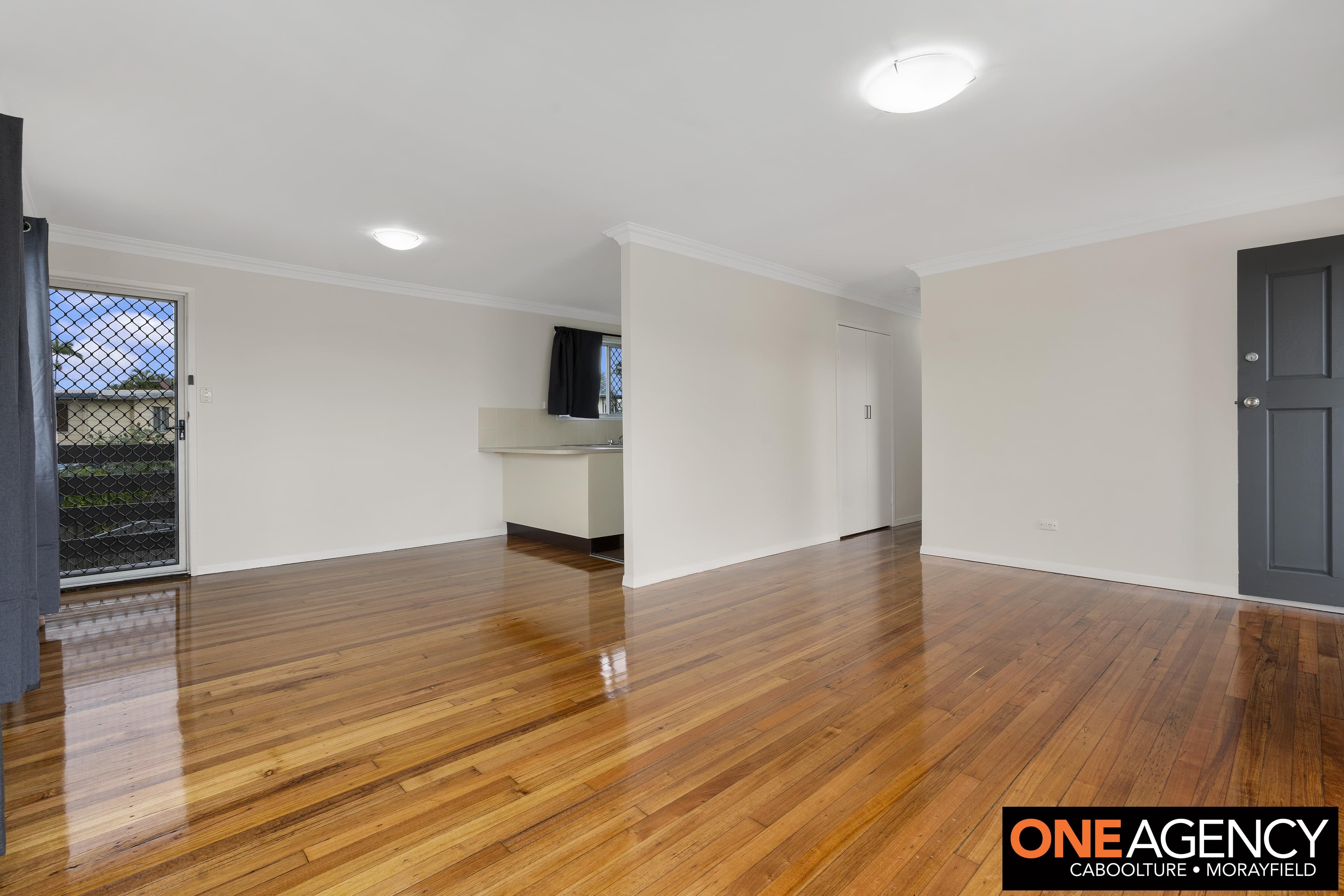 27 Dundee Drive, Morayfield, Morayfield - Thumbnail 5