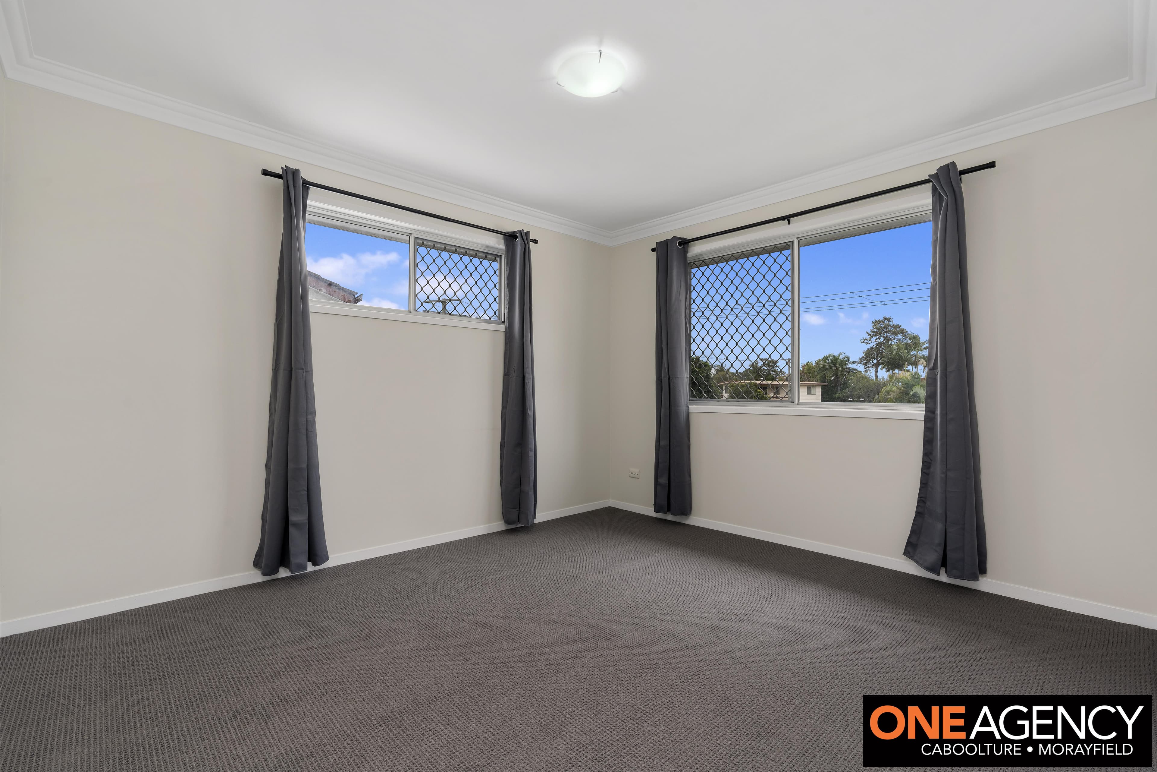 27 Dundee Drive, Morayfield, Morayfield - Thumbnail 8