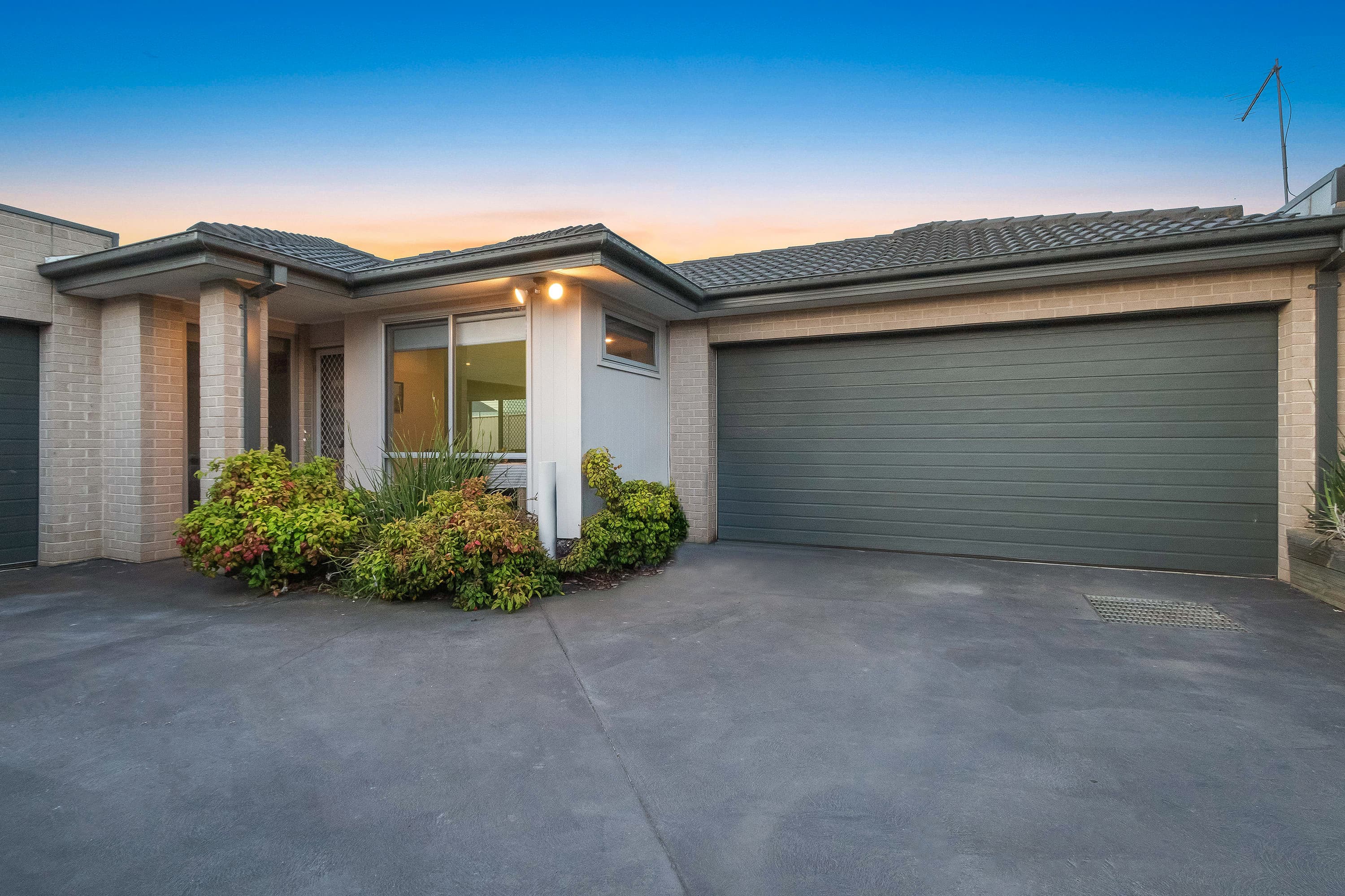 4/35 Van Ness Avenue, Mornington, Mornington - Image 1