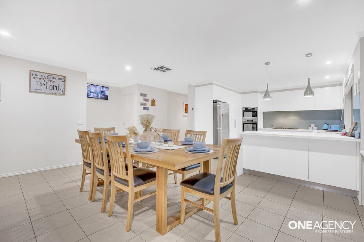 48 Rowland Drive, Point Cook, Point Cook - Thumbnail 3