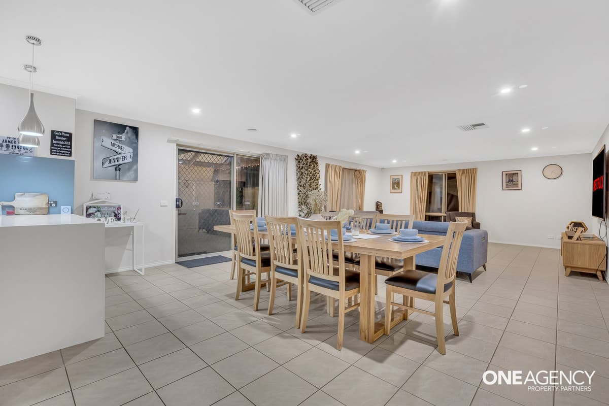 48 Rowland Drive, Point Cook, Point Cook - Thumbnail 4