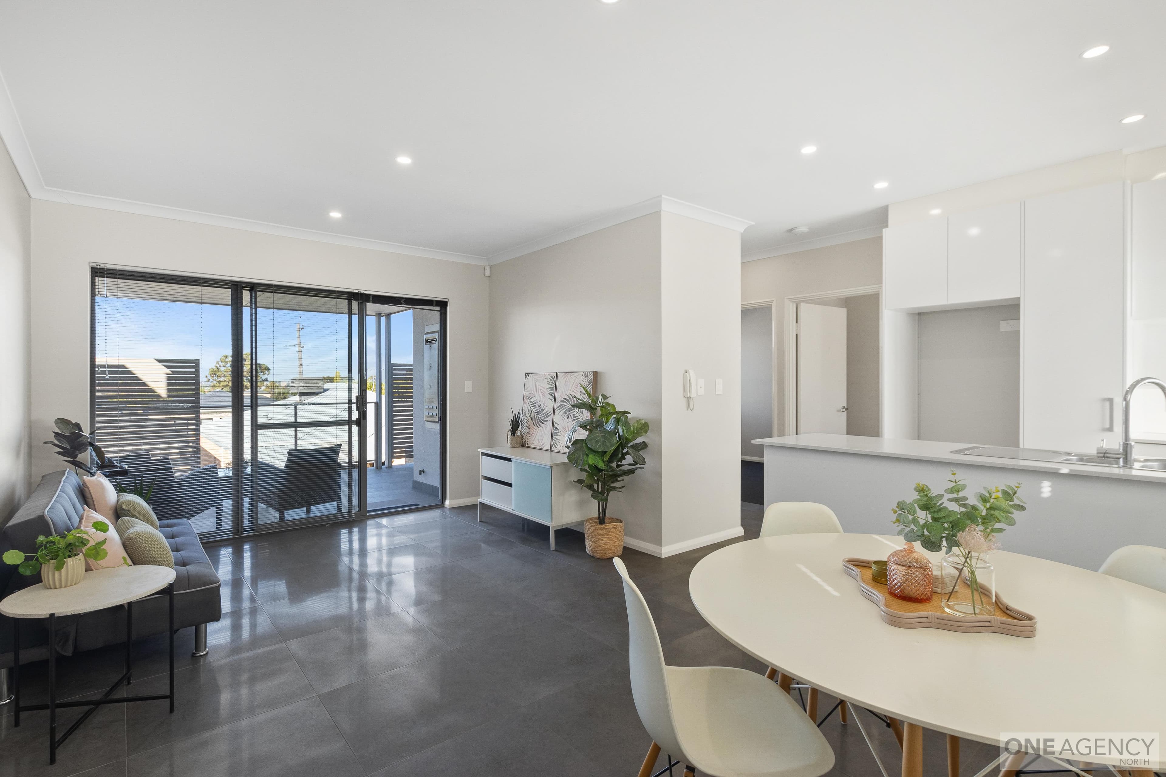 8/165 Edward Street, Osborne Park, Osborne Park - Image 1