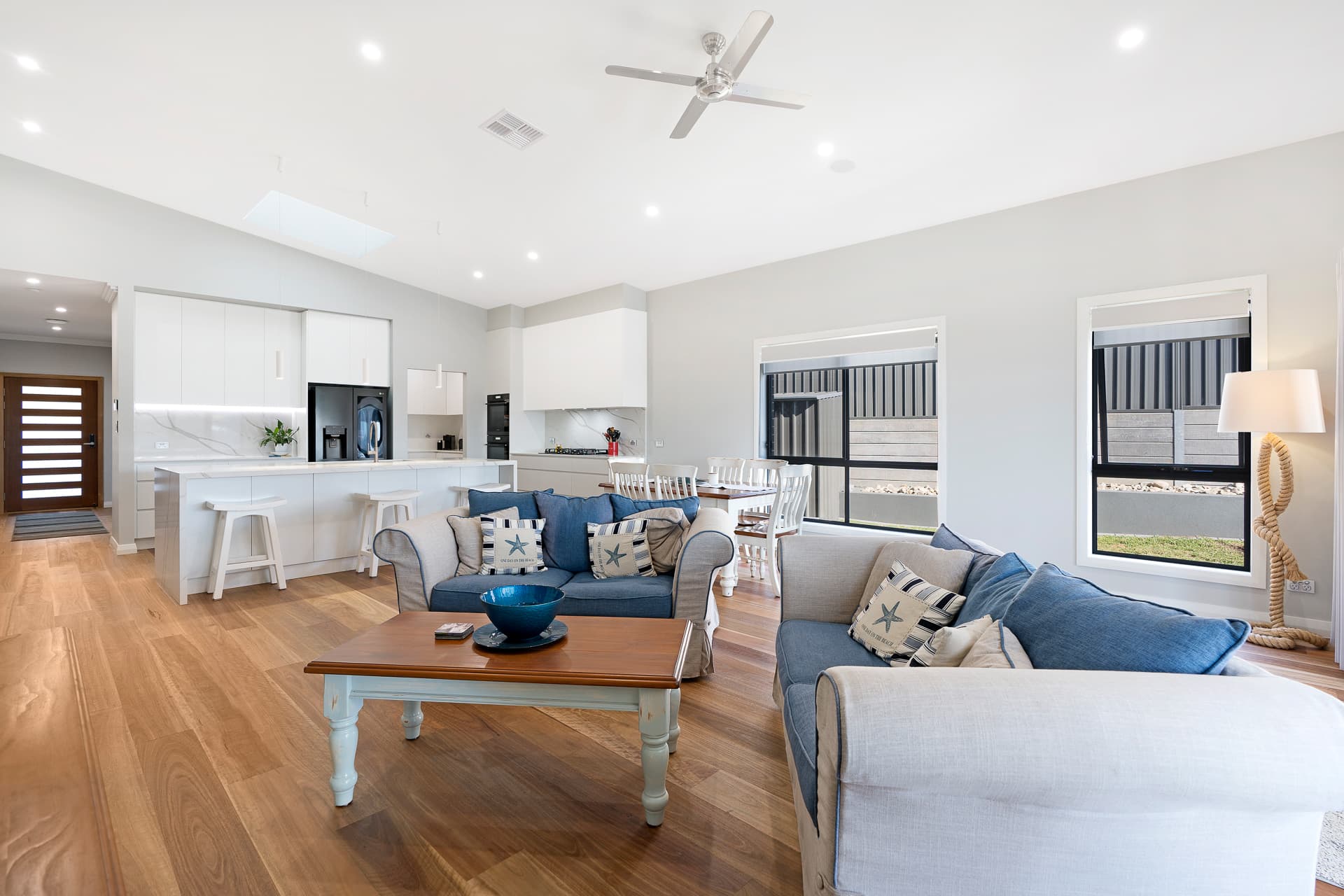 21 McNevin Close, Calderwood, Calderwood - Thumbnail 7