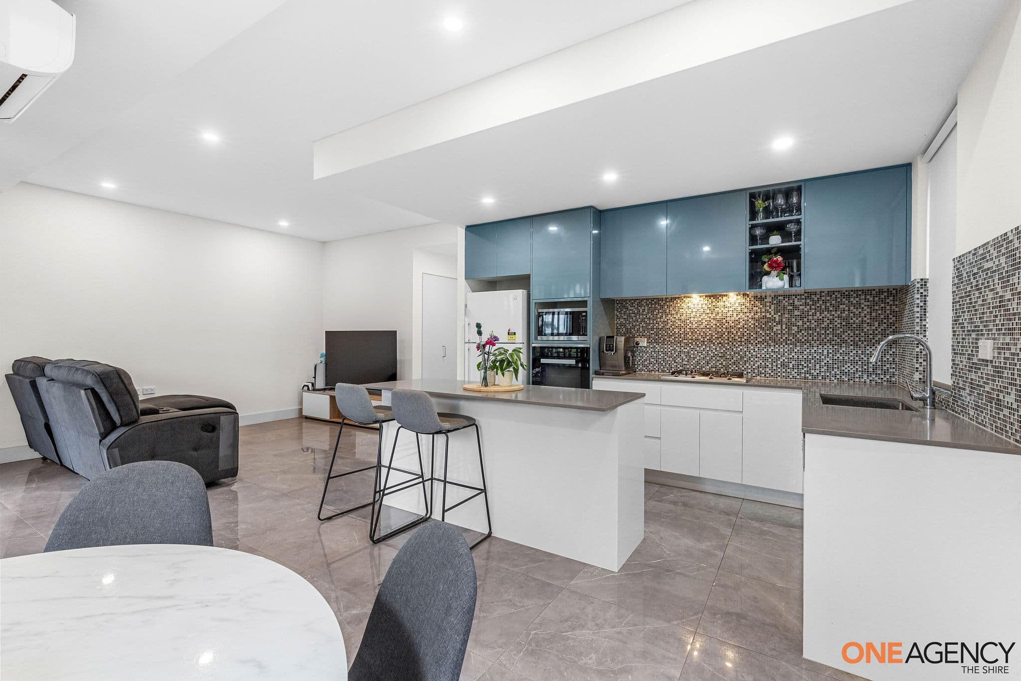 206/22 Pinnacle Street, Miranda, Miranda - Thumbnail 3