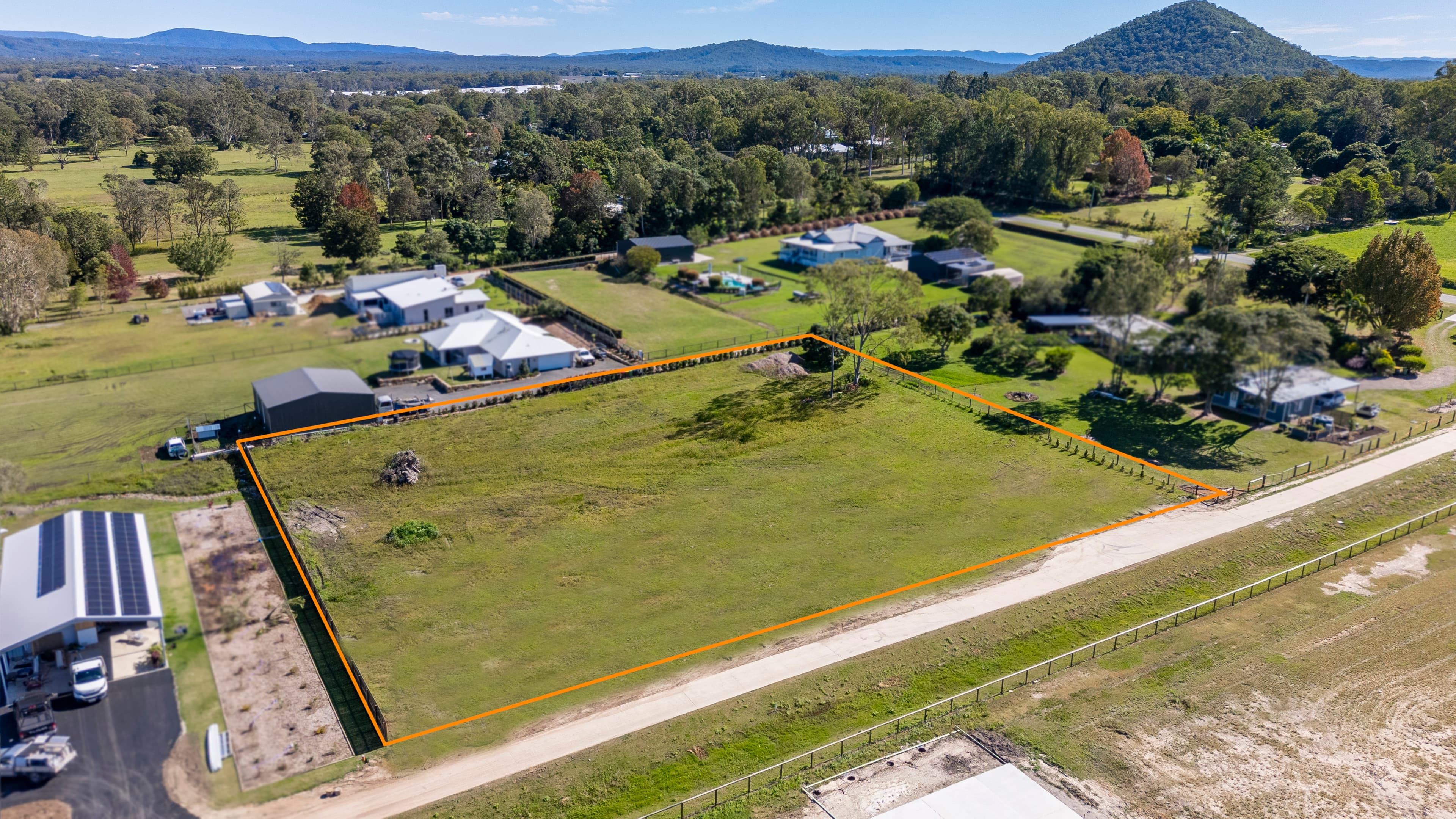 221 Alcock Road, Caboolture, Caboolture - Thumbnail 4