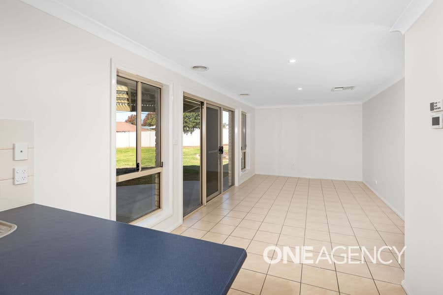 2 COWAN Place, Lloyd, Lloyd - Thumbnail 4