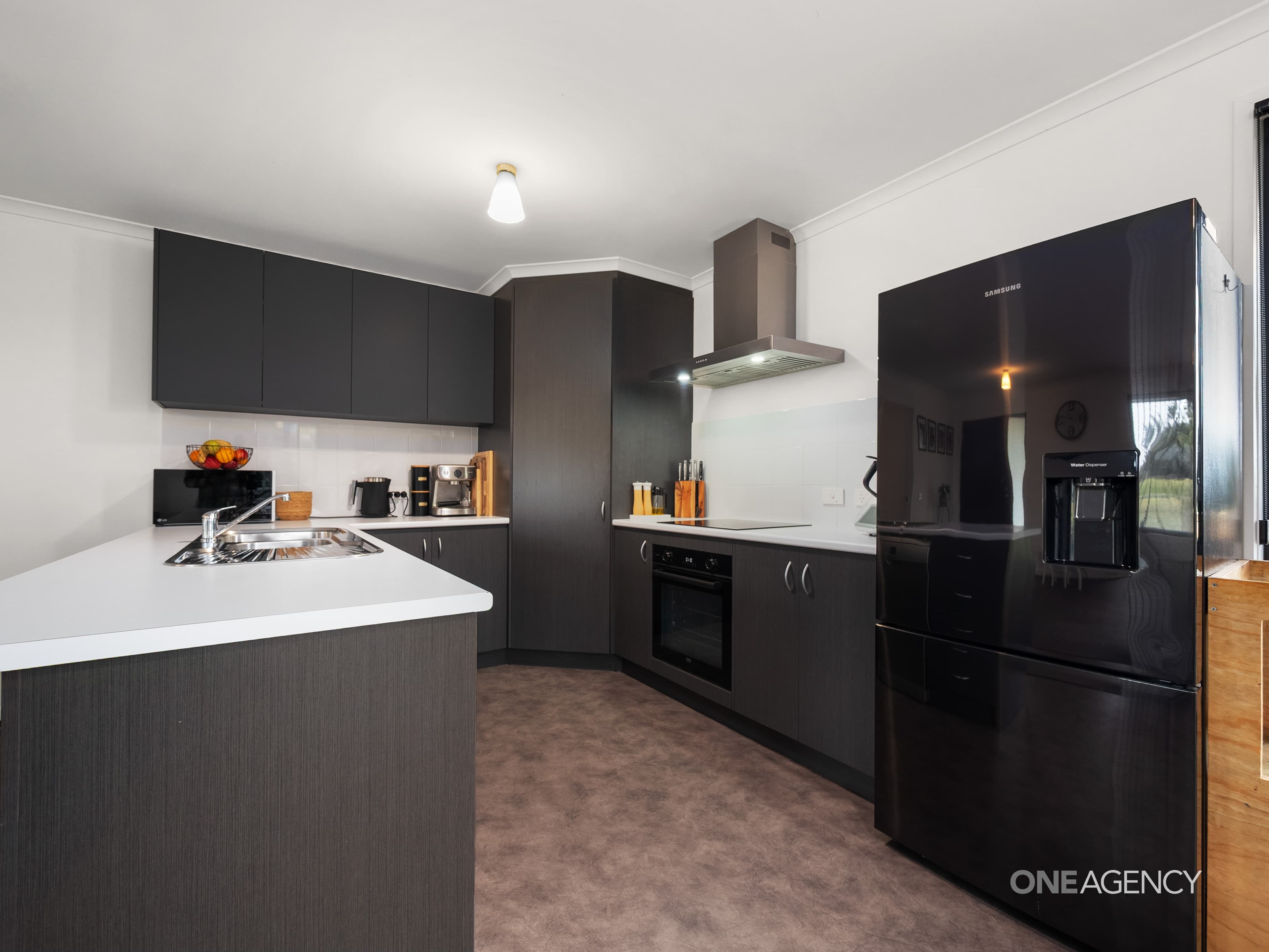 1/19 Pearse Street, Stanley, Stanley - Thumbnail 2