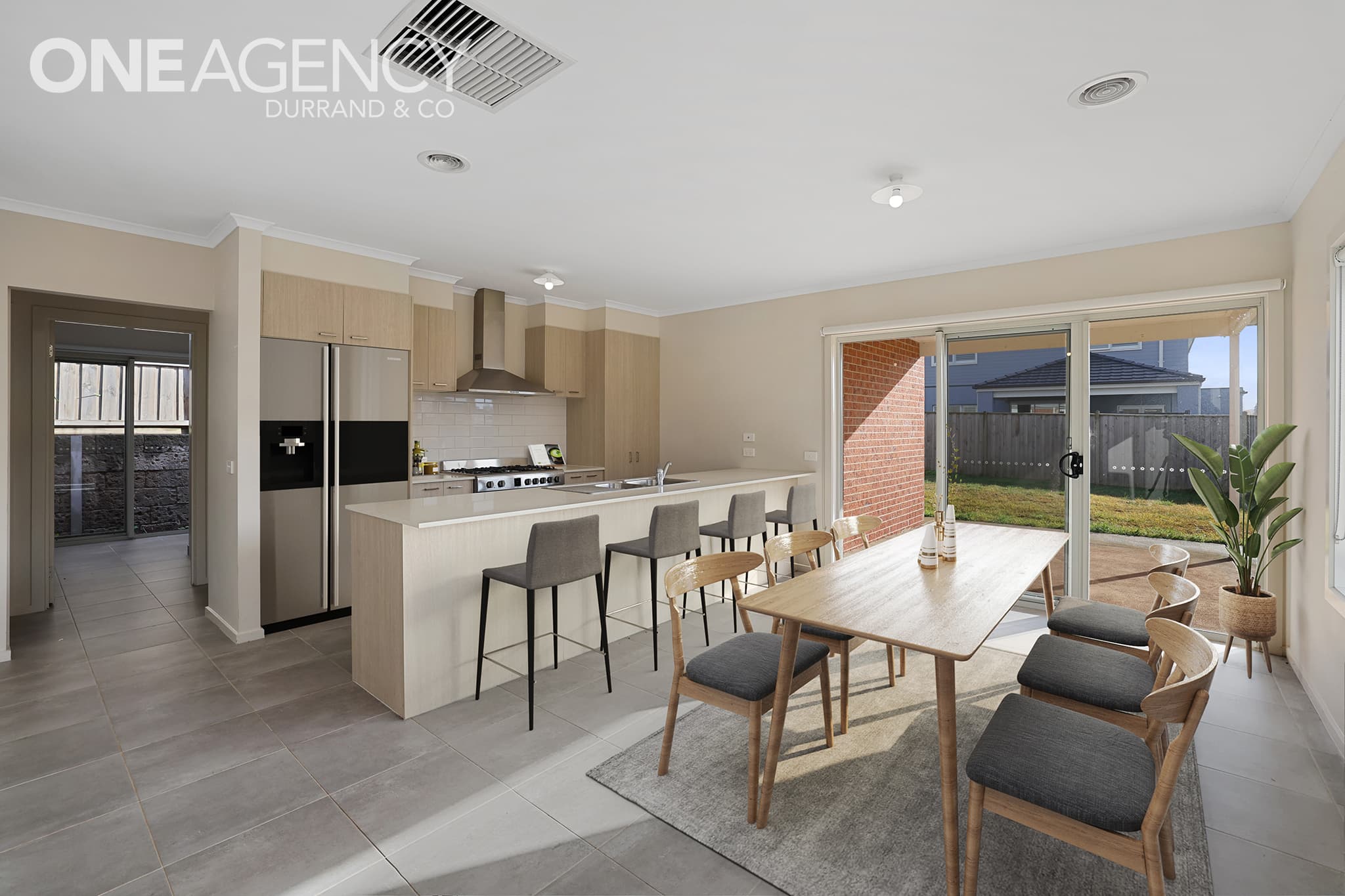 19 Sunnybrook Avenue, Warragul, Warragul - Thumbnail 2