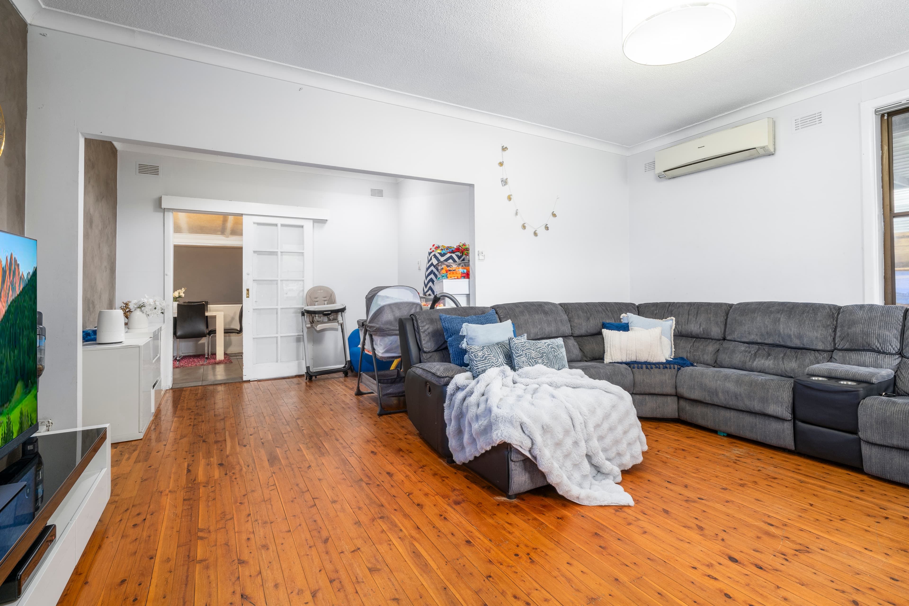 55 Amalfi Street, Lurnea, Lurnea - Thumbnail 3