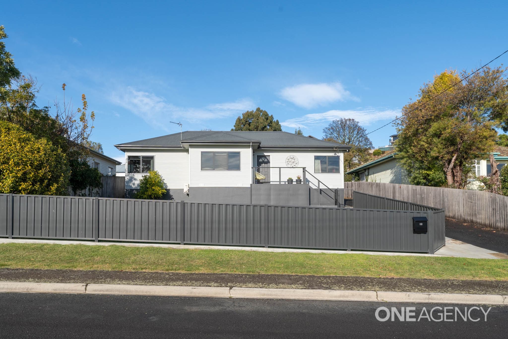 12 Hamilton Street, Ulverstone, Ulverstone - Thumbnail 2