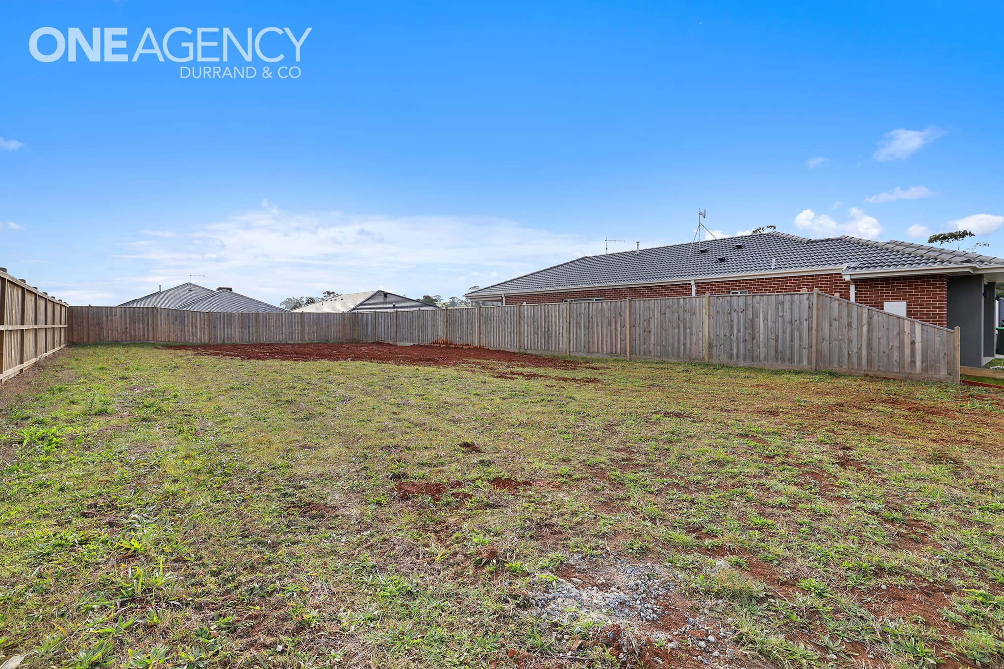 15 Royston Avenue, Warragul, Warragul - Thumbnail 2
