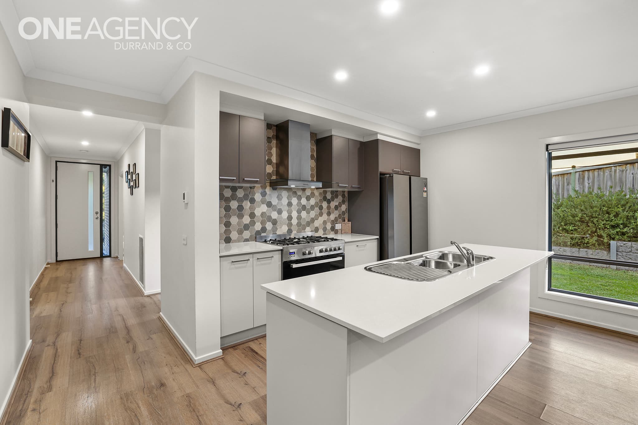 9 Elmside Avenue, Warragul, Warragul - Thumbnail 5