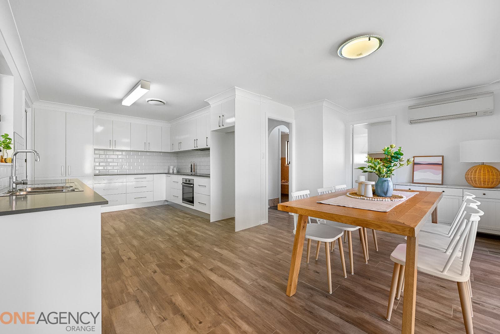 3 Kirra Lane, Orange, Orange - Thumbnail 4