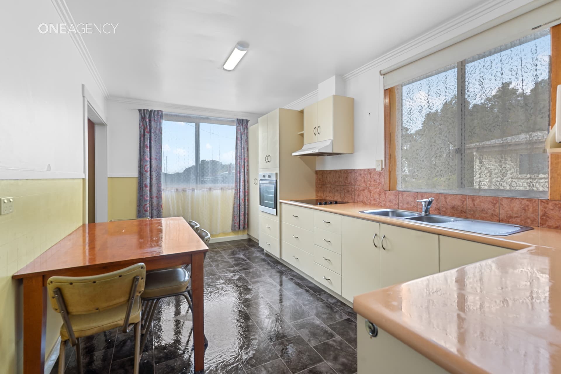 18 Smith Street, Ulverstone, Ulverstone - Thumbnail 5