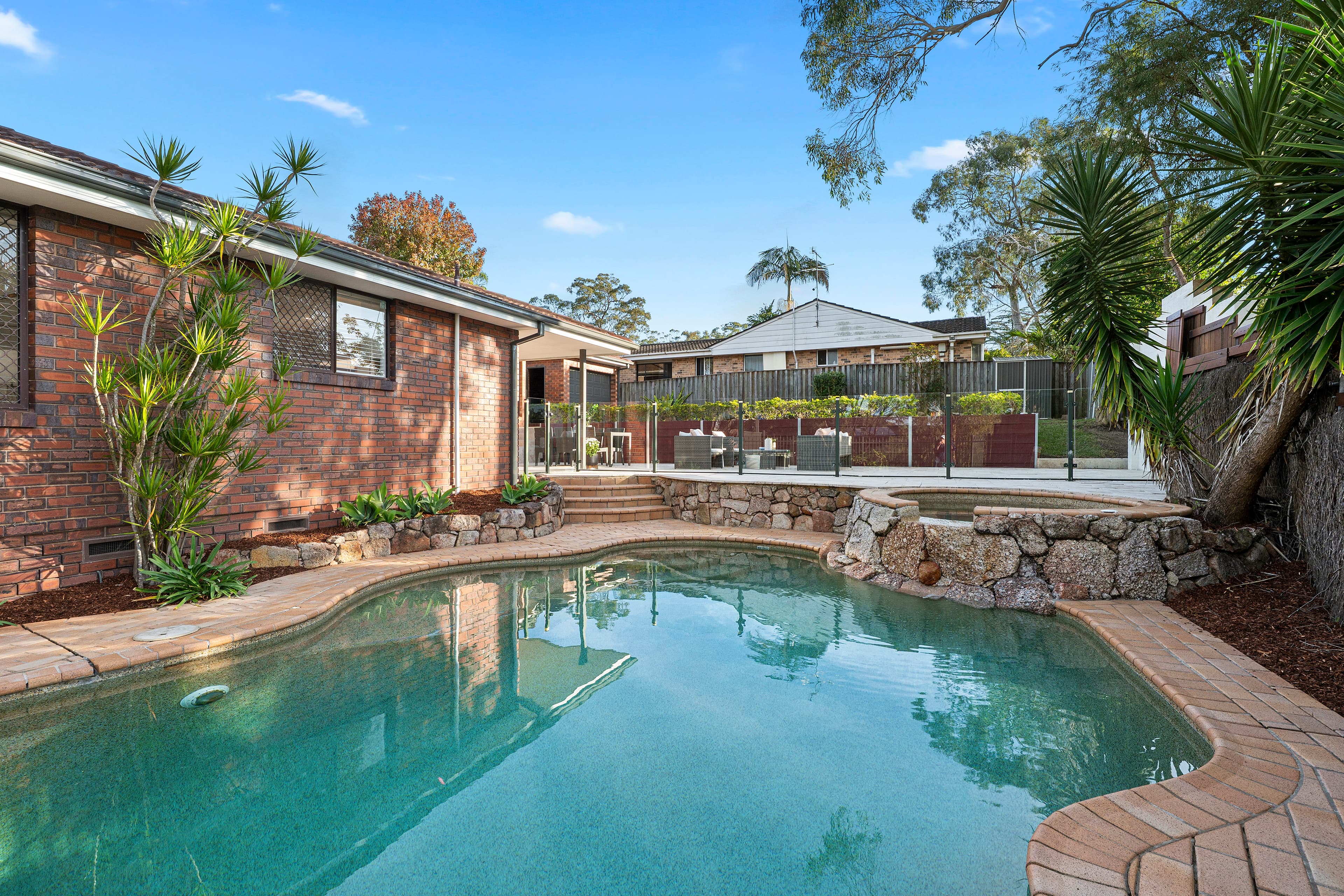 8 Heather Place, Hornsby Heights, Hornsby Heights - Thumbnail 3