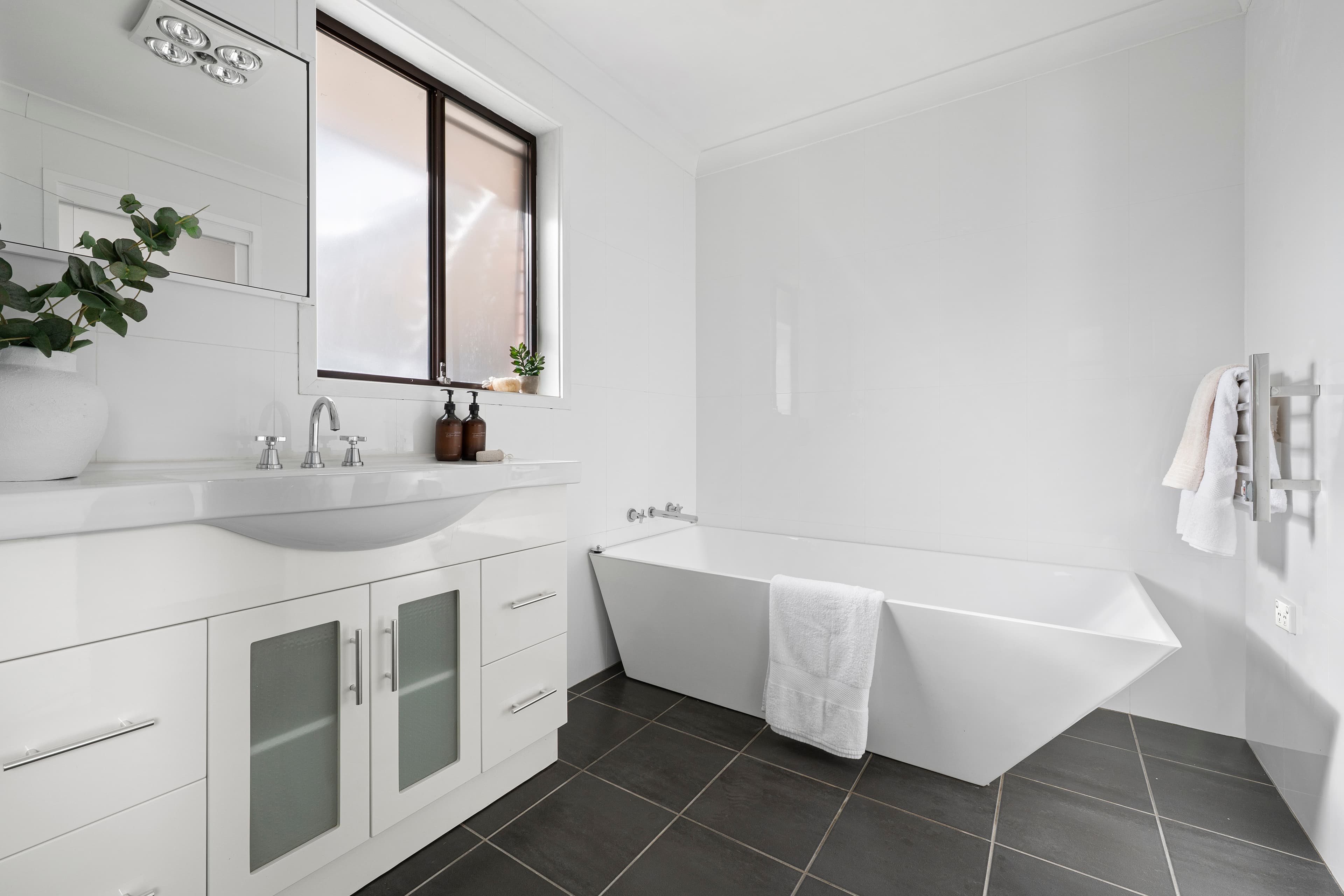 8 Heather Place, Hornsby Heights, Hornsby Heights - Thumbnail 8