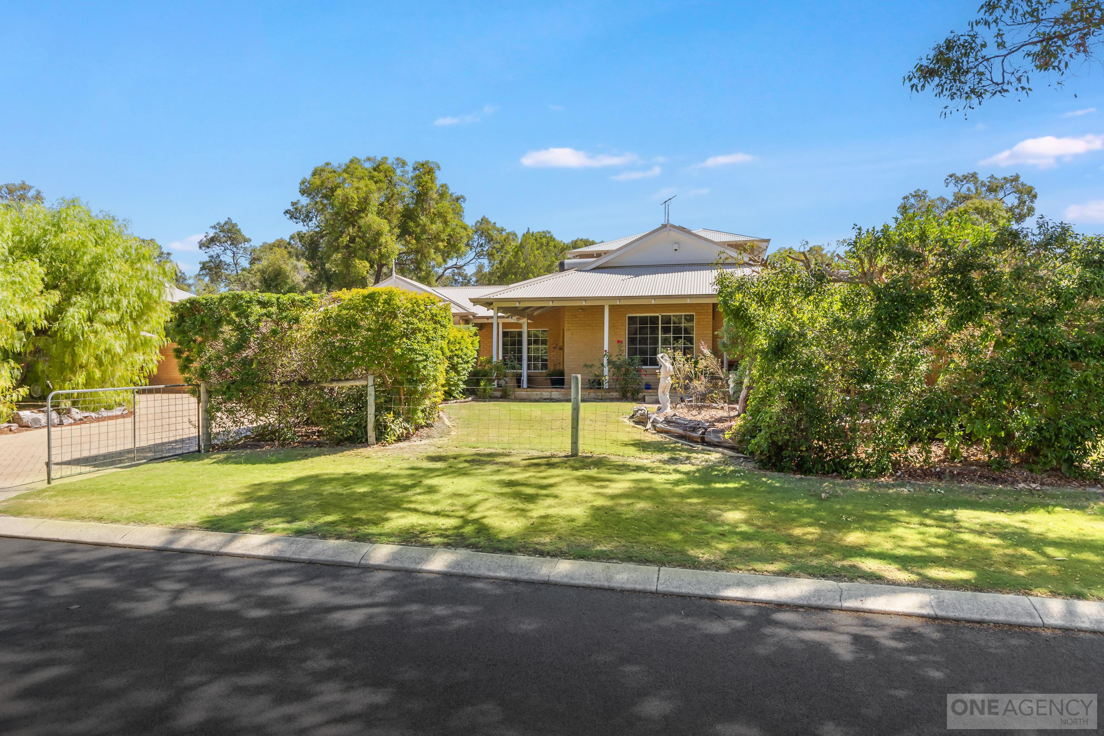 13 Sievewright Cove, Wellard, Wellard - Thumbnail 4