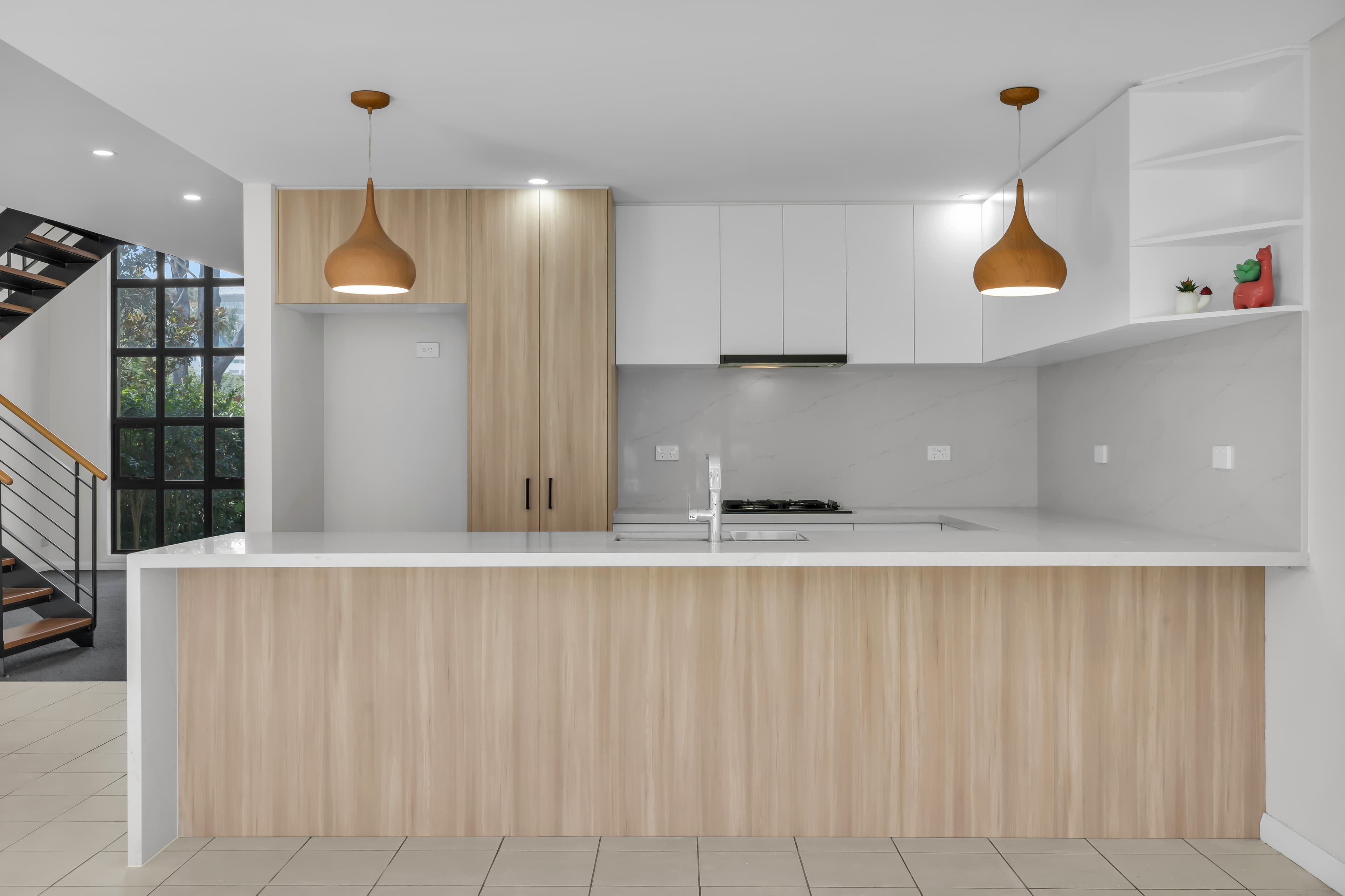 37 Parkside Crescent, Campbelltown, Campbelltown - Thumbnail 6