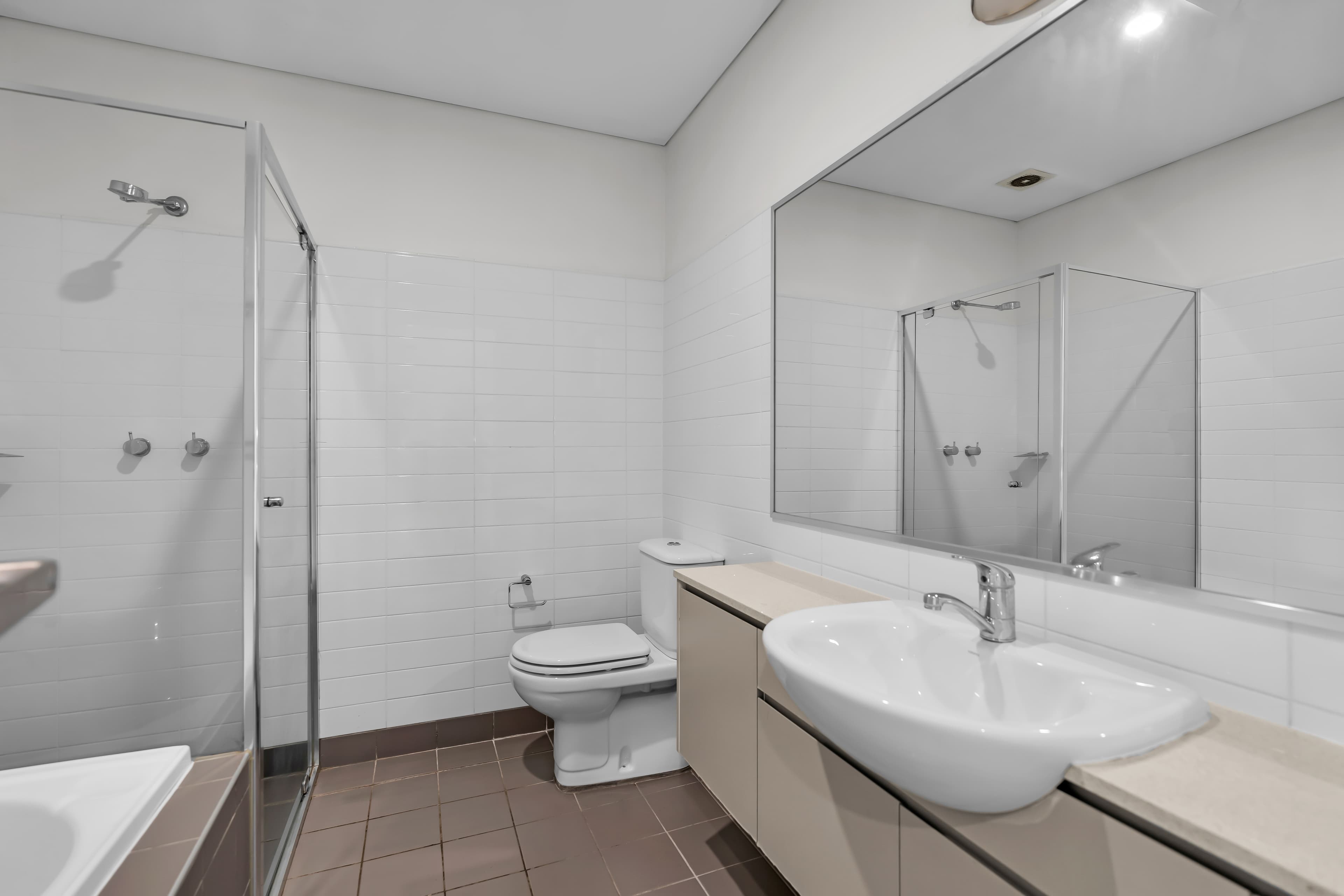 37 Parkside Crescent, Campbelltown, Campbelltown - Thumbnail 7