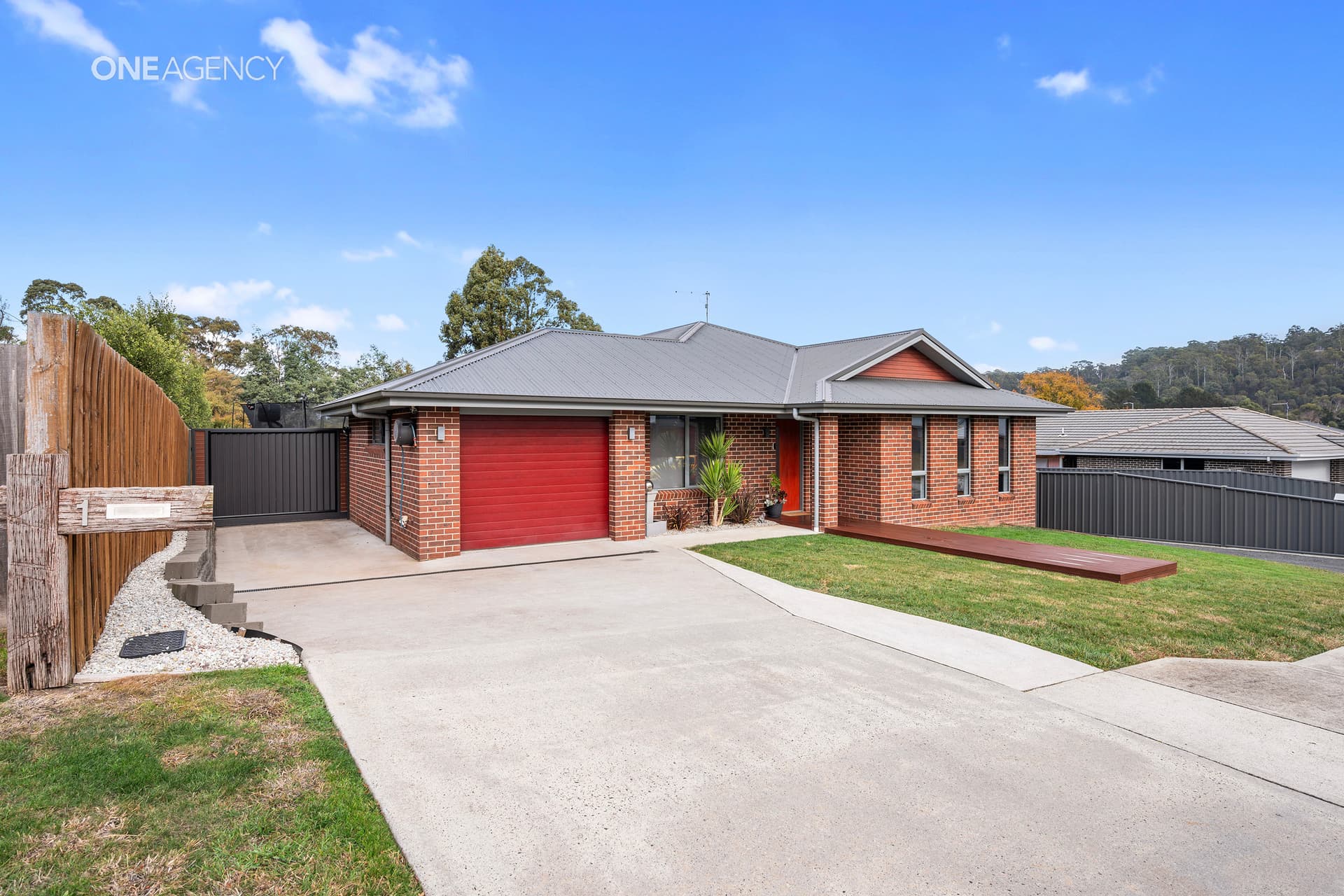 1 Spring Grove, Latrobe, Latrobe - Thumbnail 2