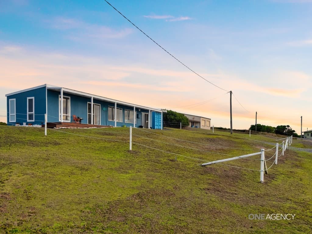 541 Bluff Hill Road, Marrawah, Marrawah - Thumbnail 3