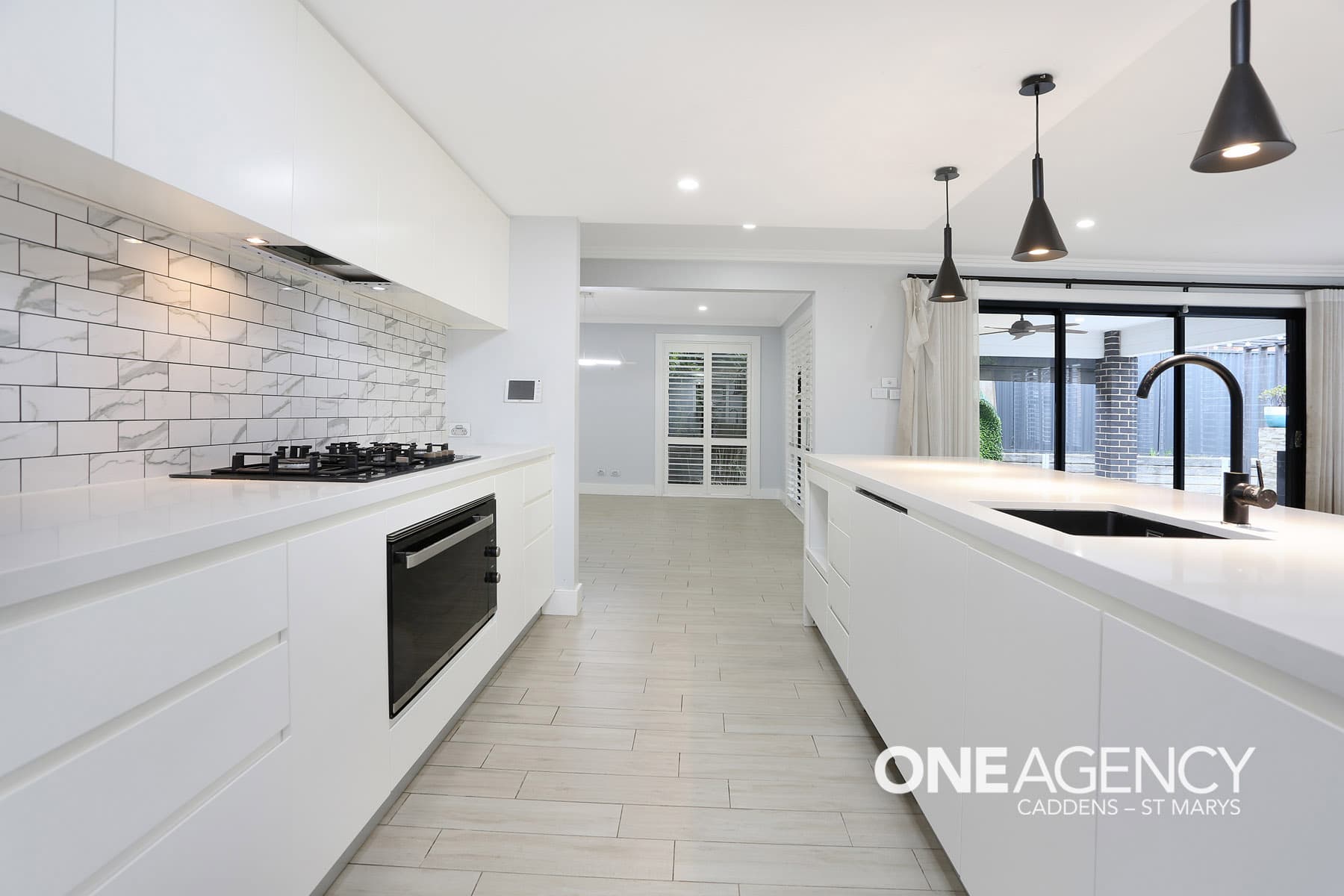 47 Central Park Drive, Claremont Meadows, Claremont Meadows - Thumbnail 2