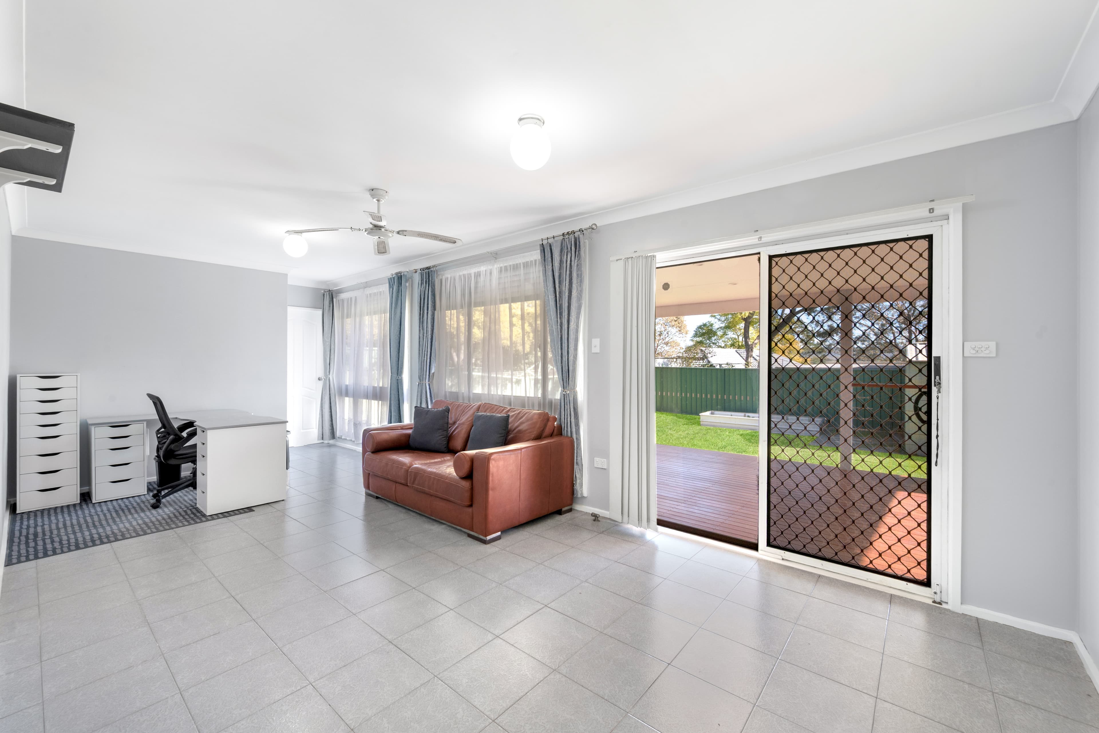 9 Farmview Drive, Cranebrook, Cranebrook - Thumbnail 5