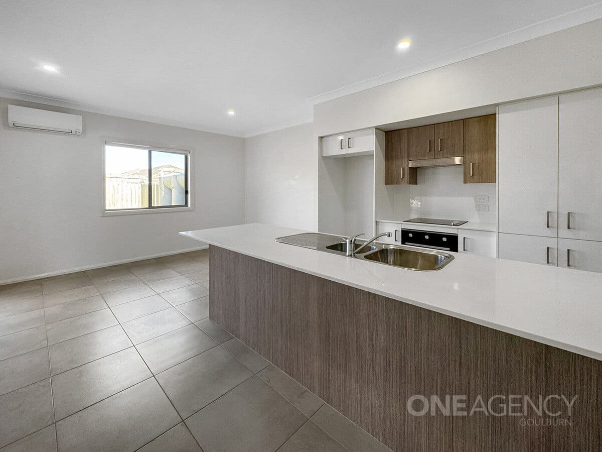 12B McGrath Place, Goulburn, Goulburn - Thumbnail 3