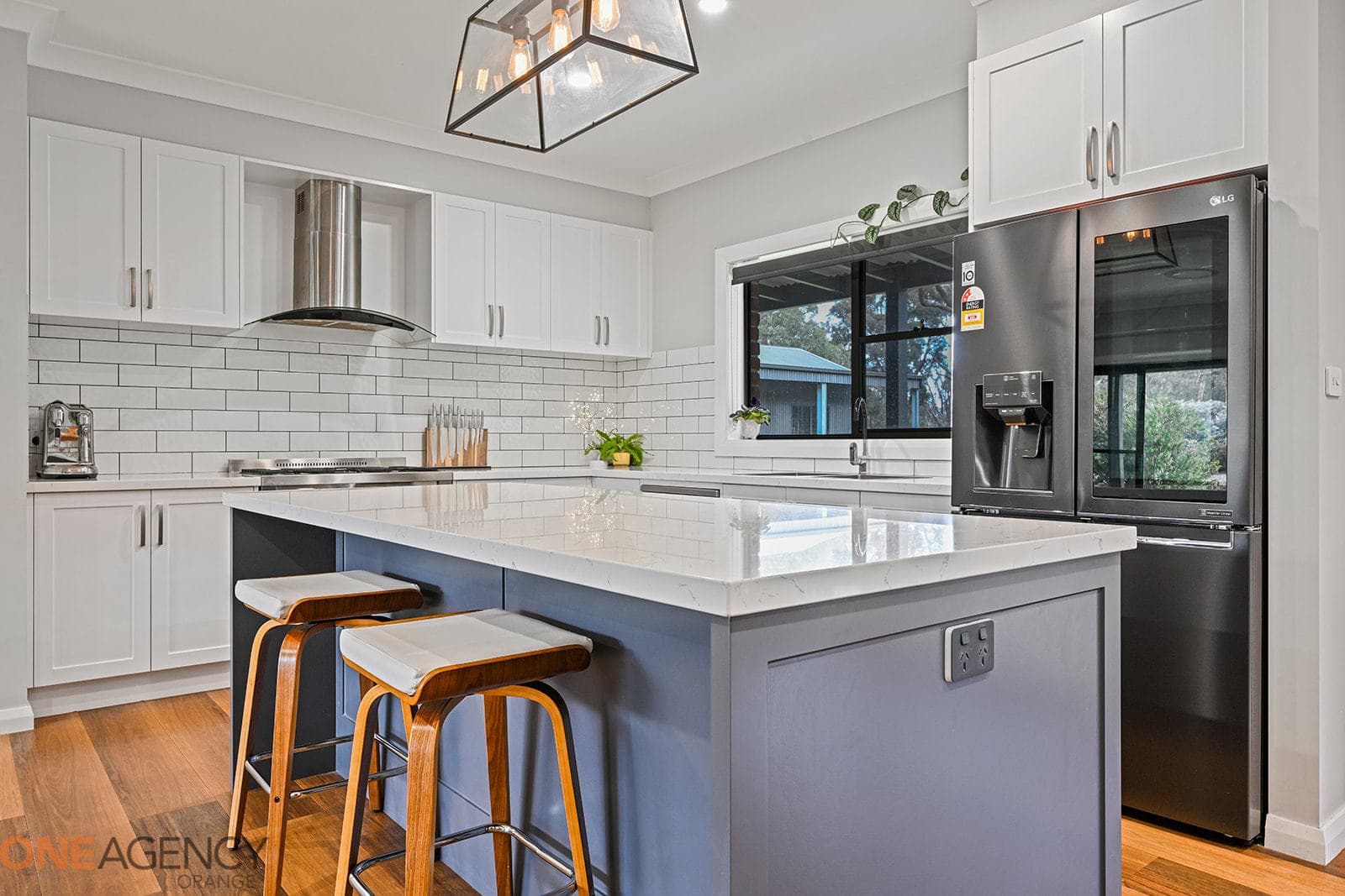 7 White Hill Lane, Orange, Orange - Thumbnail 8