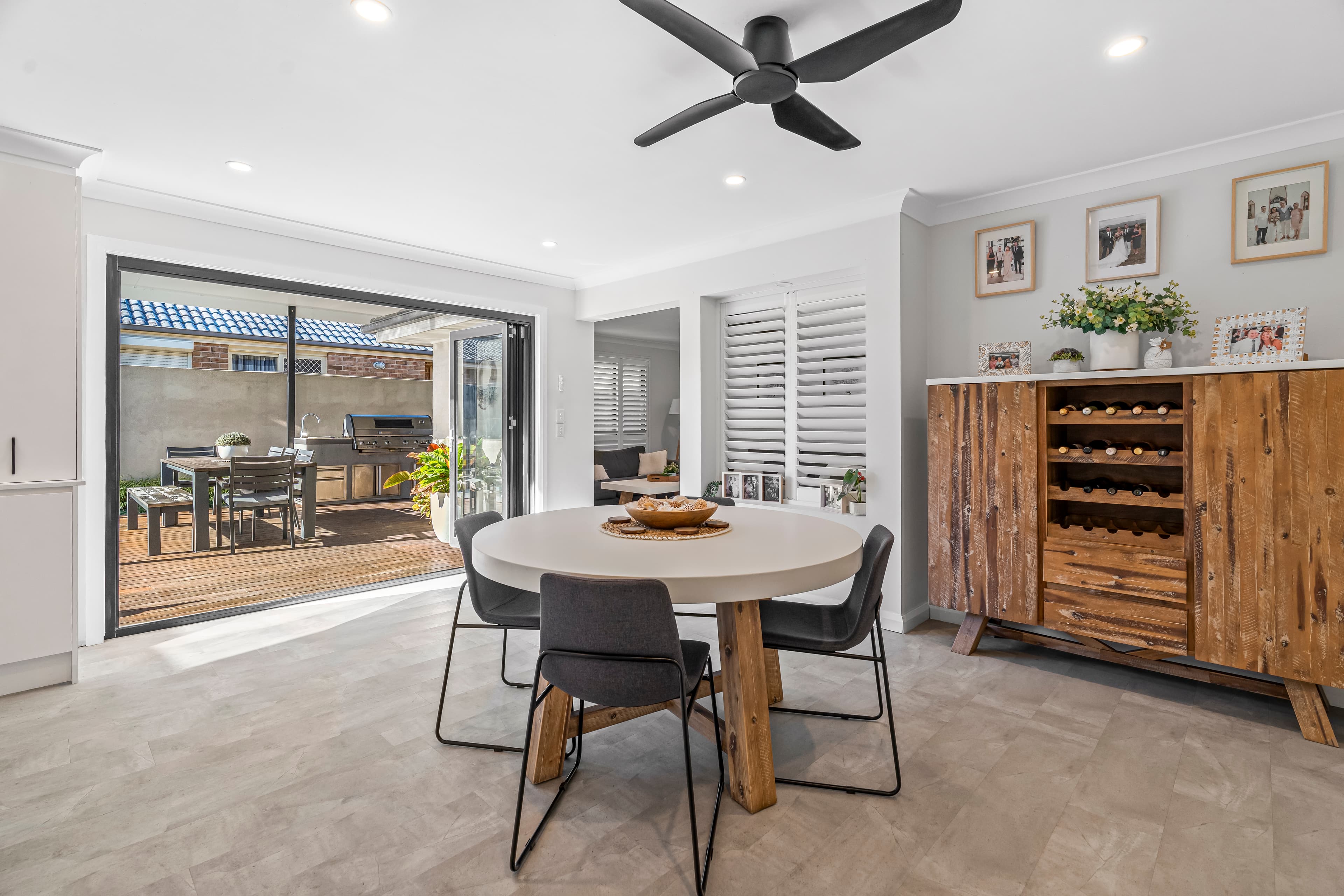 42 Bataan Circuit, Bateau Bay, Bateau Bay - Thumbnail 2