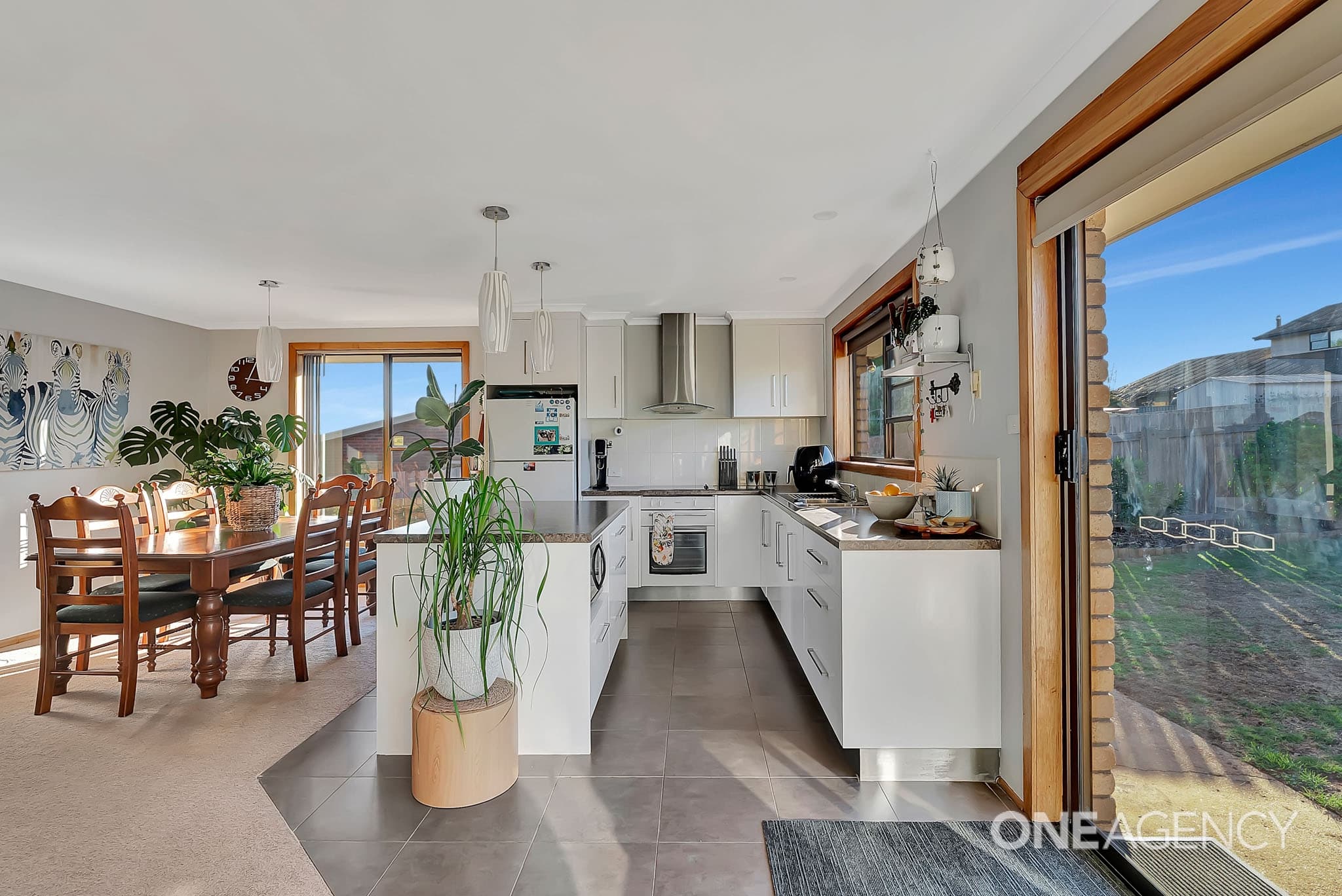 72 Manuka Drive, Romaine, Romaine - Thumbnail 2
