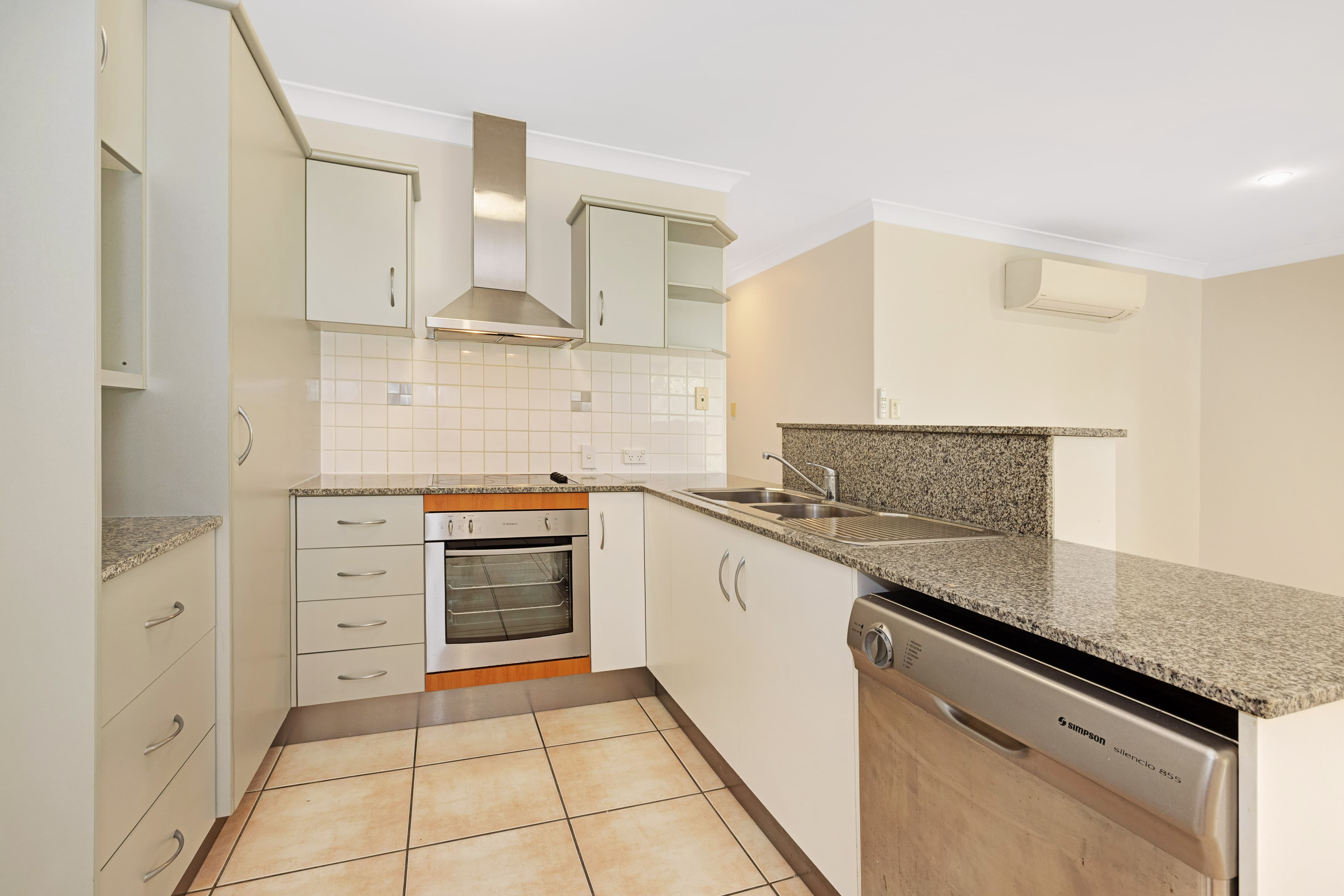 39 Riverbend Drive, Douglas, Douglas - Thumbnail 3