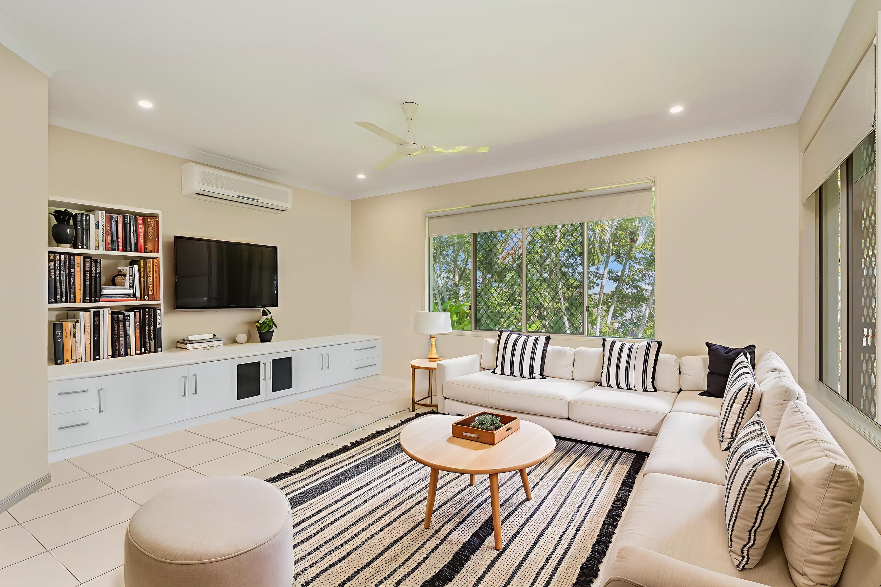 12 Kwila Crescent, Douglas, Douglas - Thumbnail 5