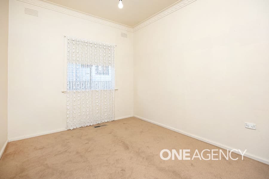 42 CEDUNA Street, Mount Austin, Mount Austin - Thumbnail 7