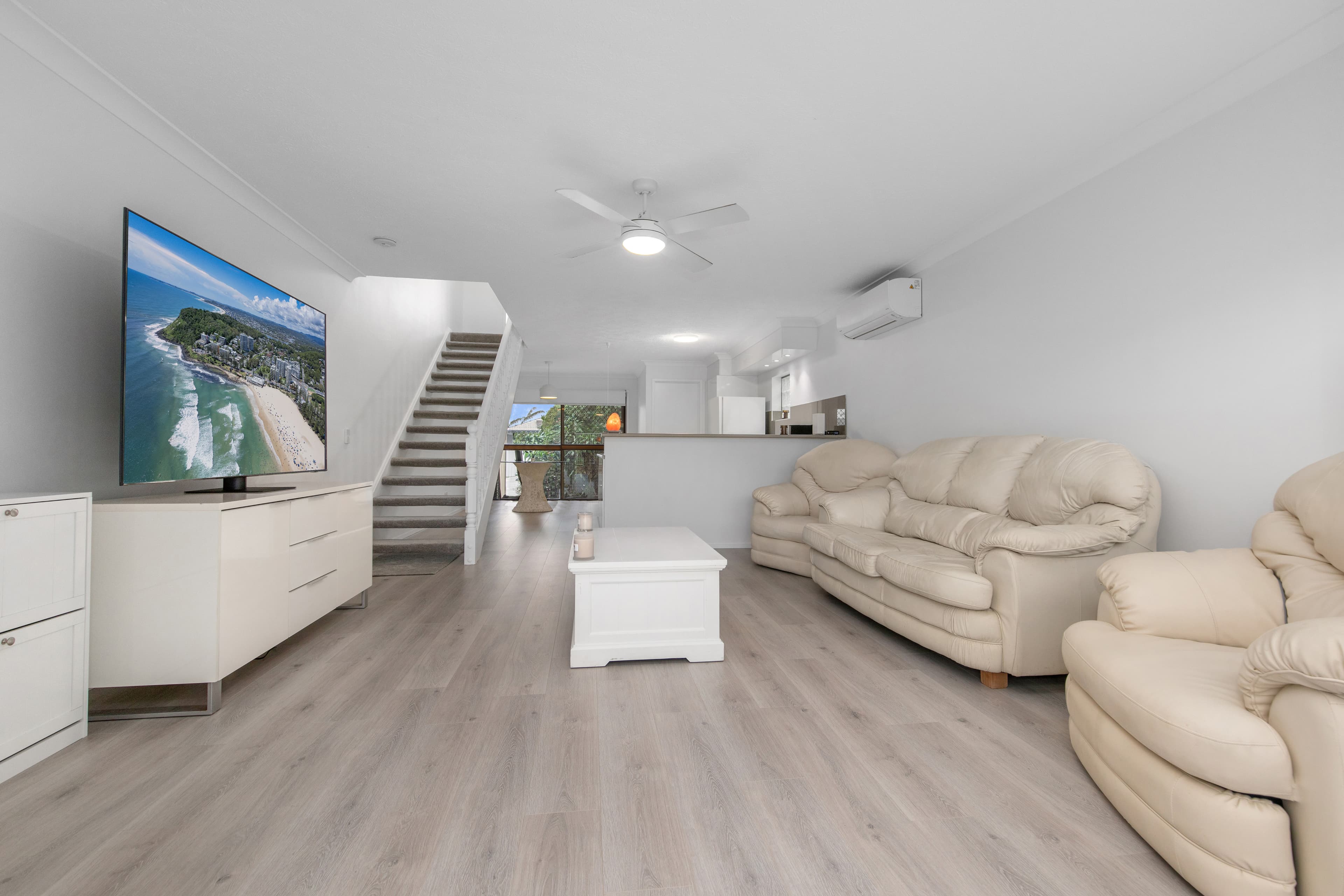 4/26-30 Dunlin Drive, Burleigh Waters, Burleigh Waters - Thumbnail 4