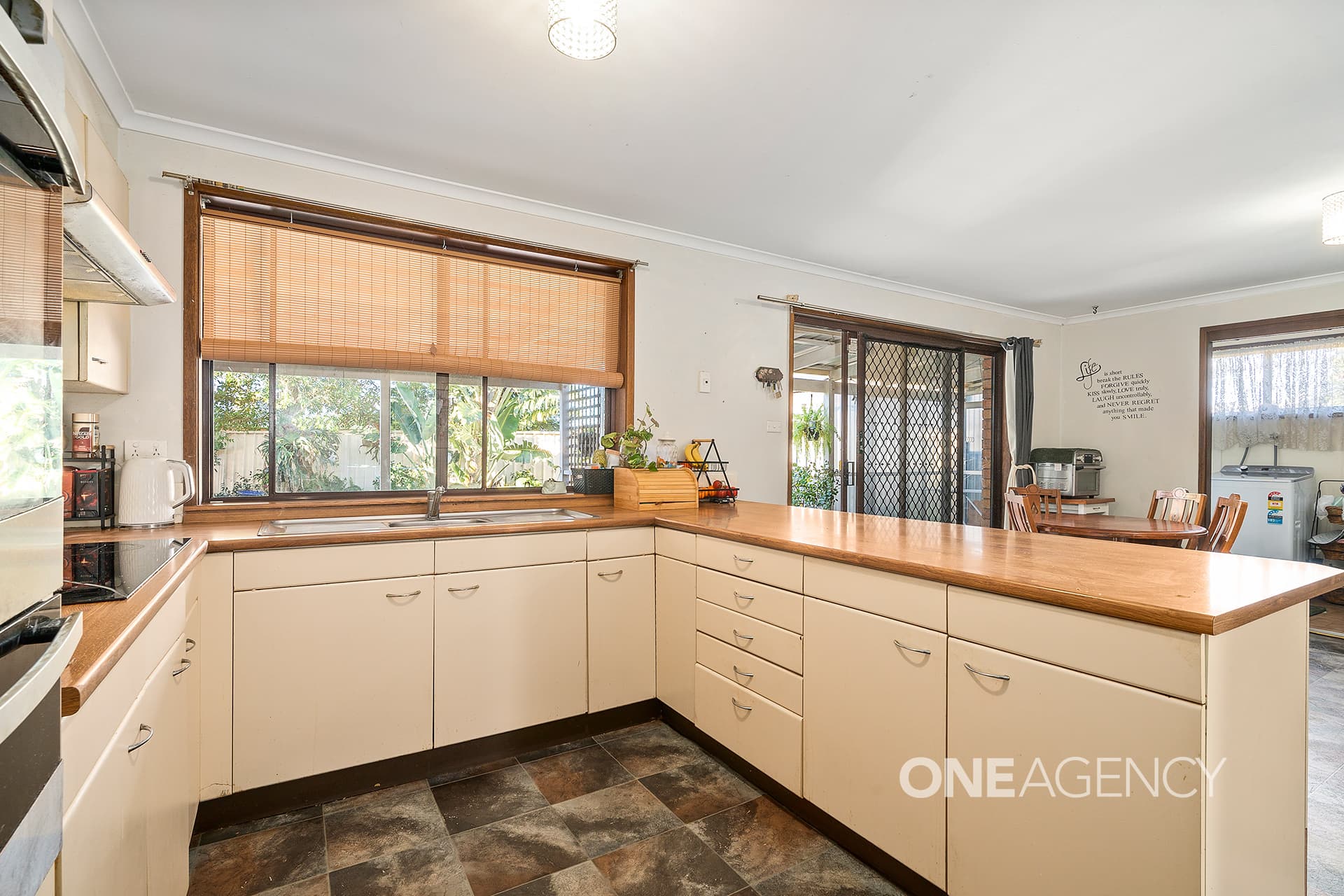 3 Gymea Avenue, Sanctuary Point, Sanctuary Point - Thumbnail 5