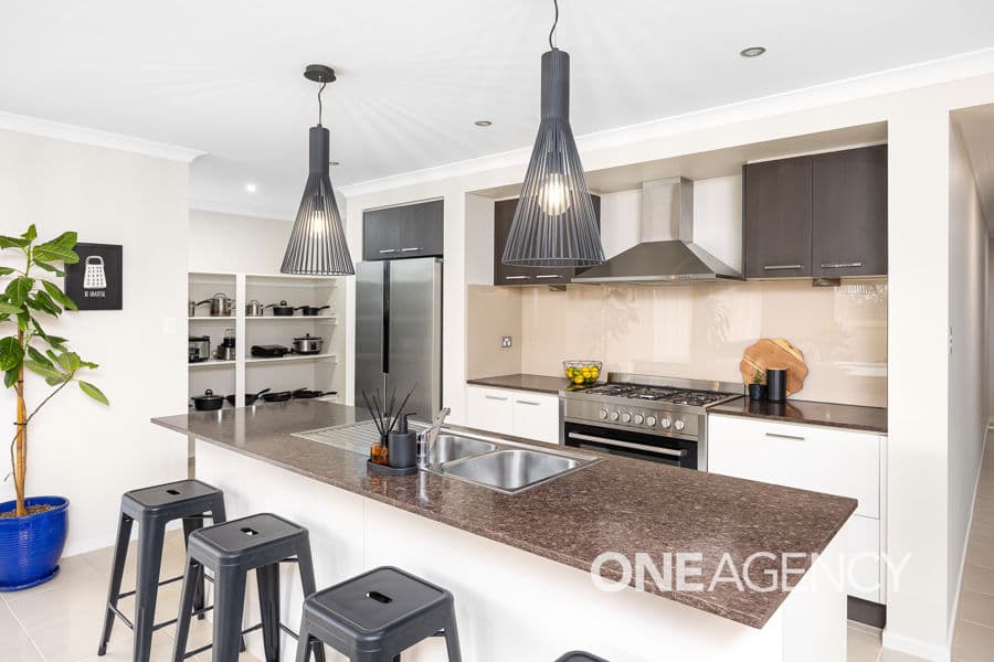 22 PAPERBARK Drive, Forest Hill, Forest Hill - Thumbnail 4