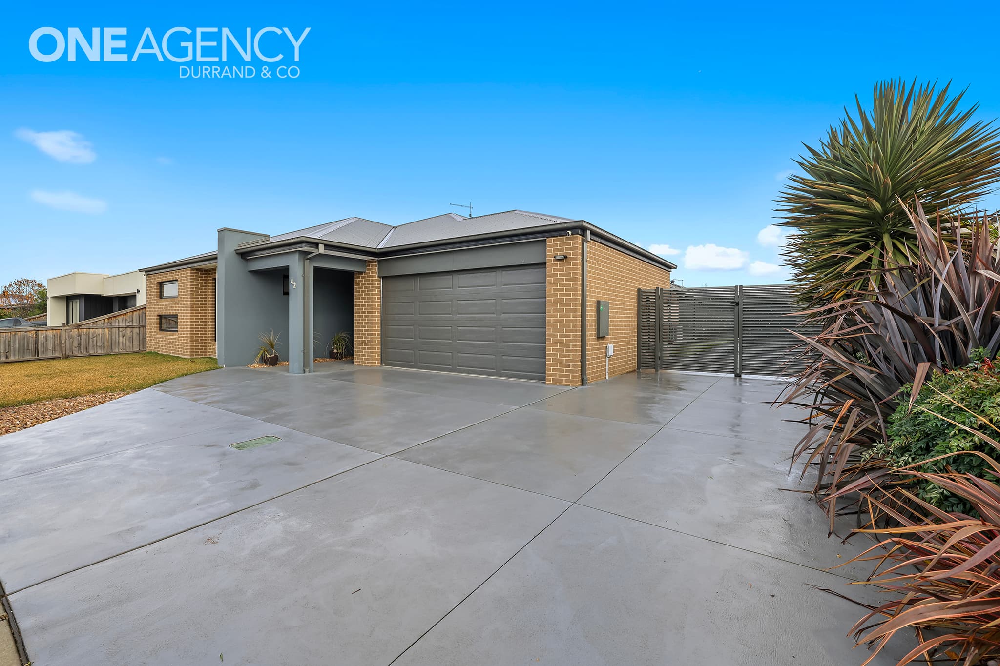 42 Winslow Crescent, Warragul, Warragul - Thumbnail 2