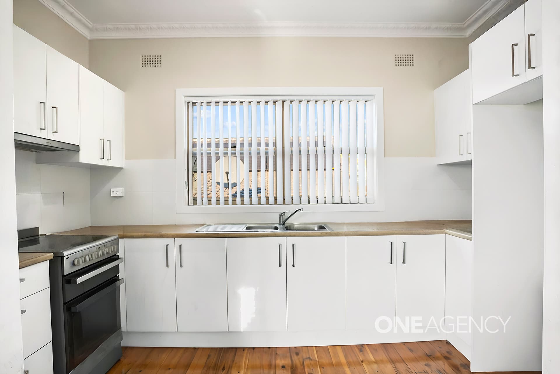 31 Weringa Avenue, Lake Heights, Lake Heights - Thumbnail 3