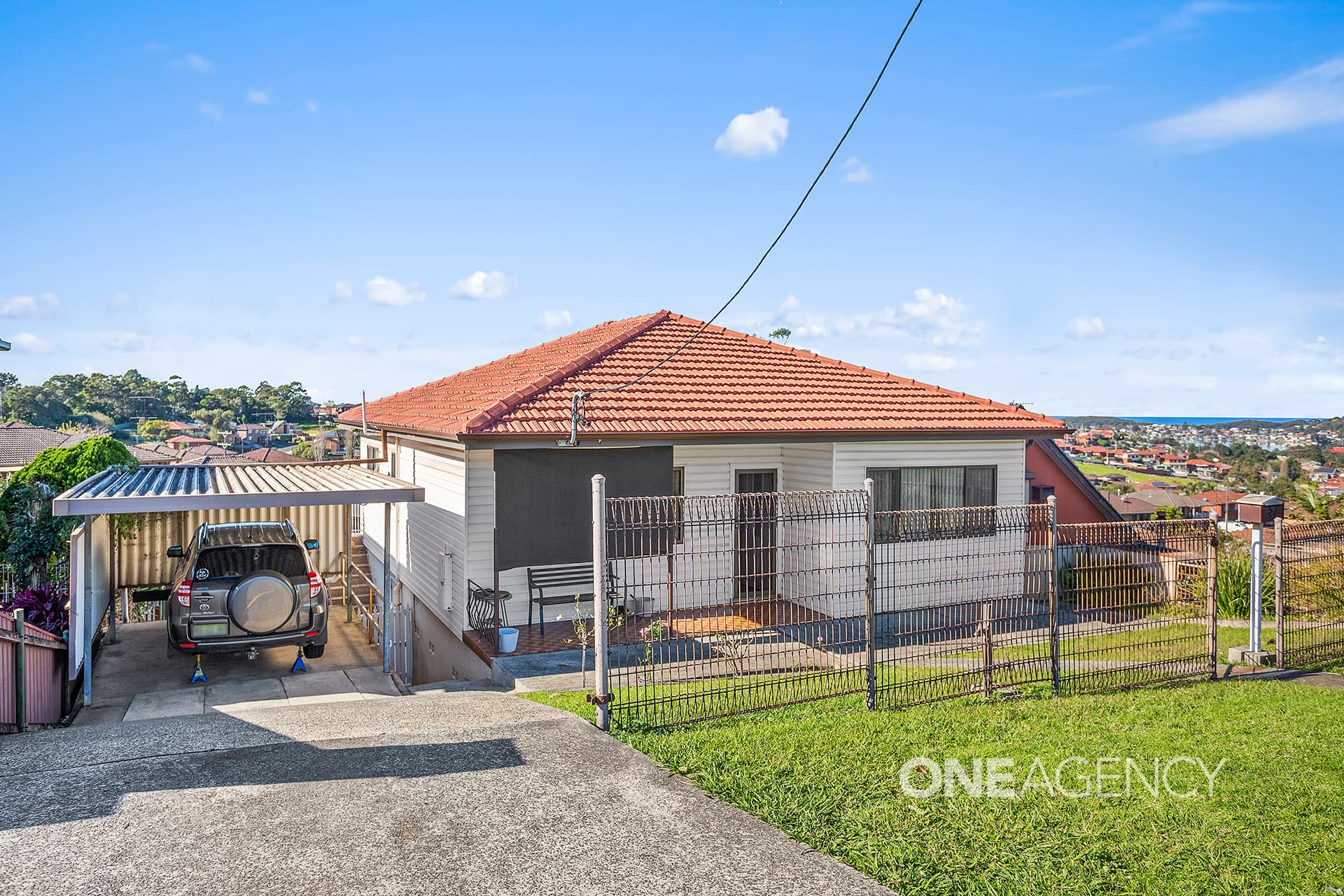 31 Weringa Avenue, Lake Heights, Lake Heights - Image 1
