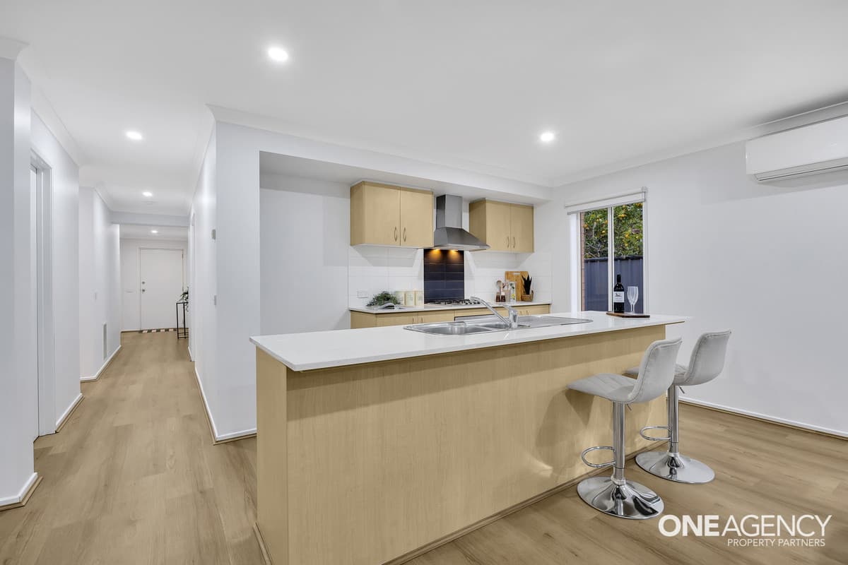 20 Marshall Terrace, Point Cook, Point Cook - Thumbnail 2